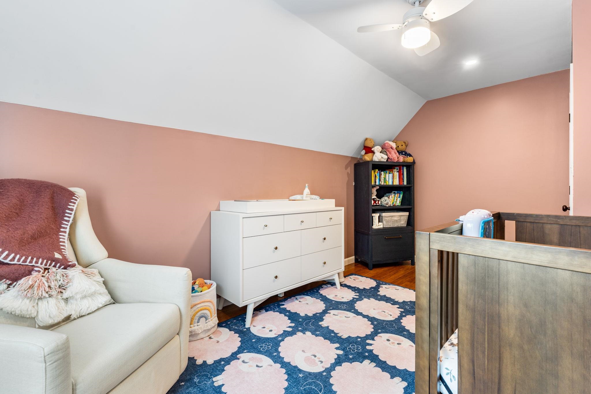 property viewer photo 45