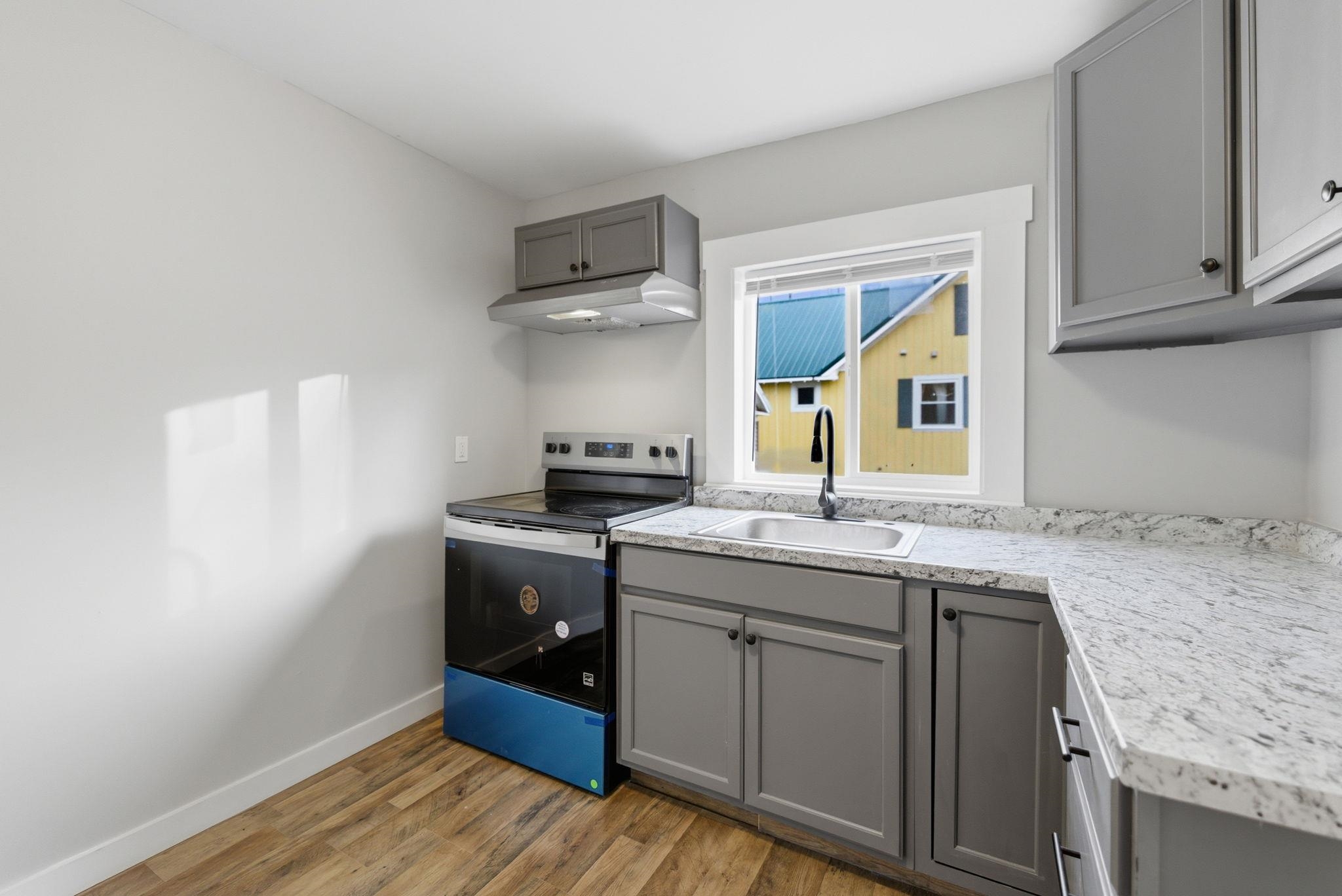 property viewer photo 23