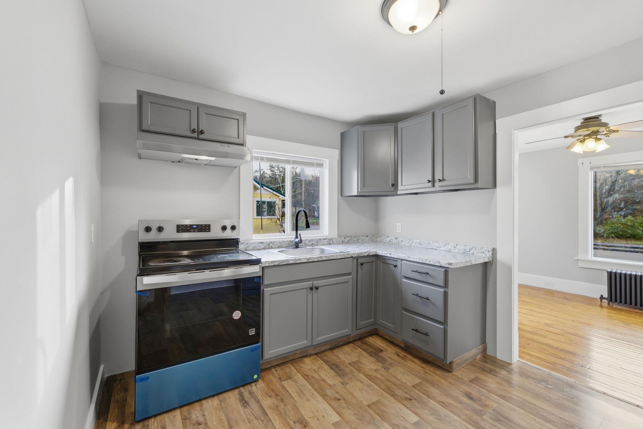 property viewer photo 24