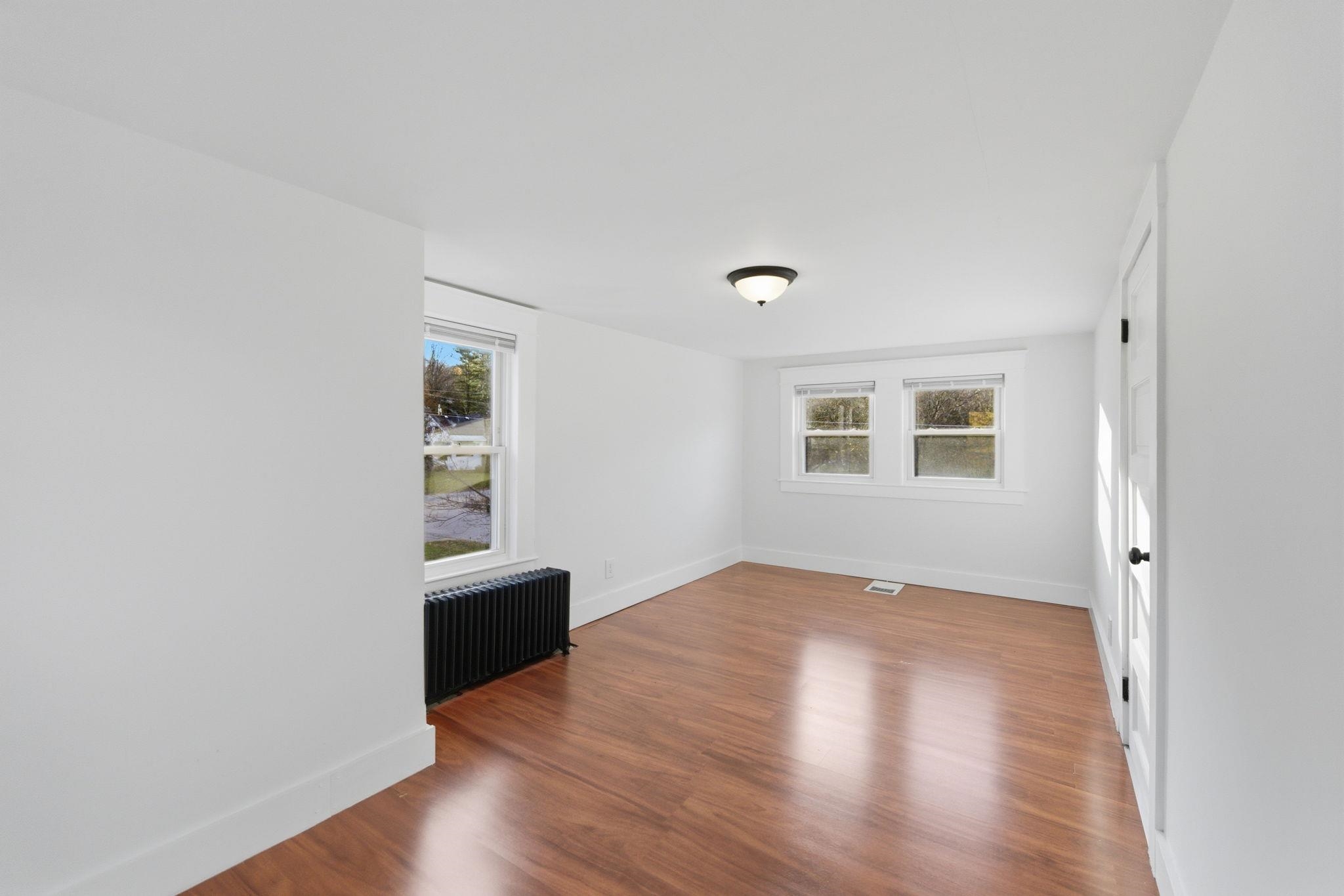 property viewer photo 36