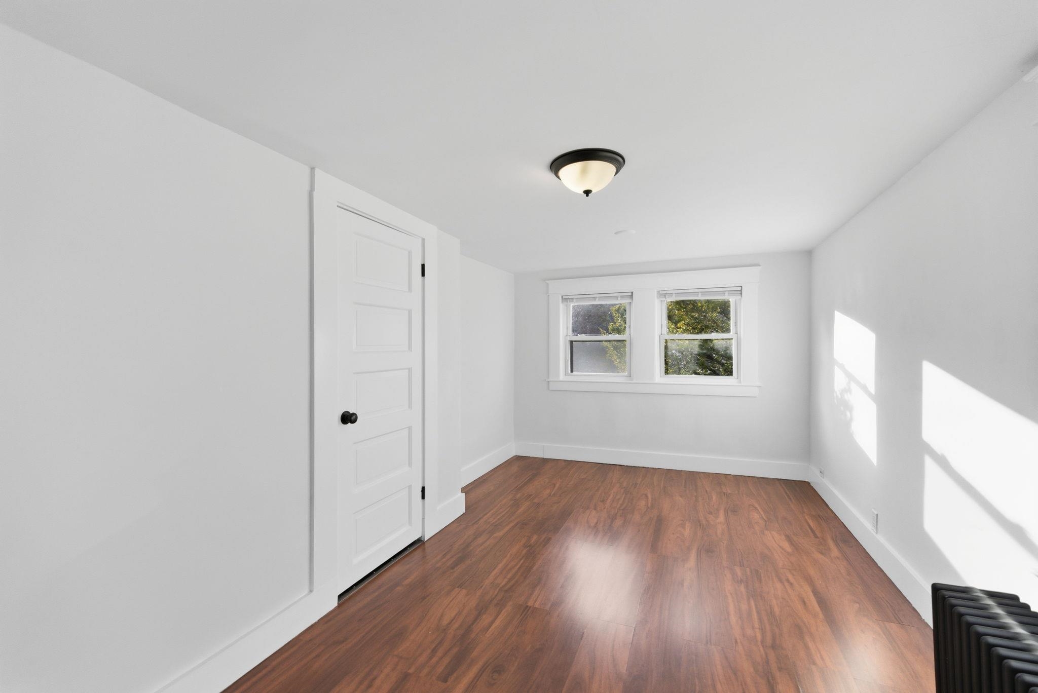 property viewer photo 41