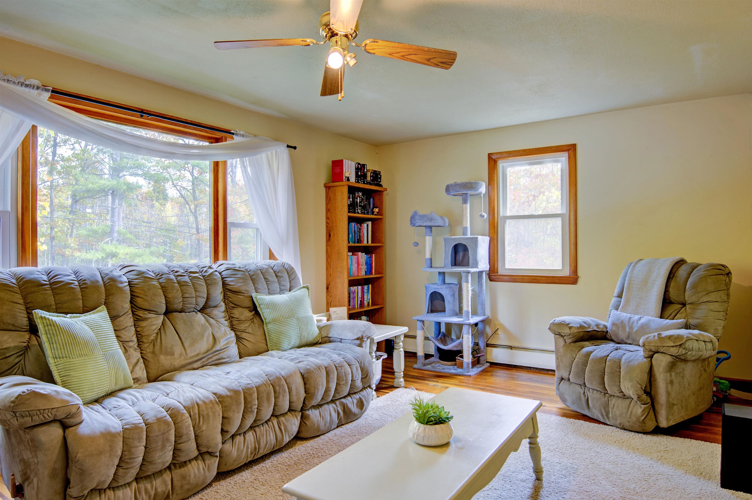 property viewer photo 1