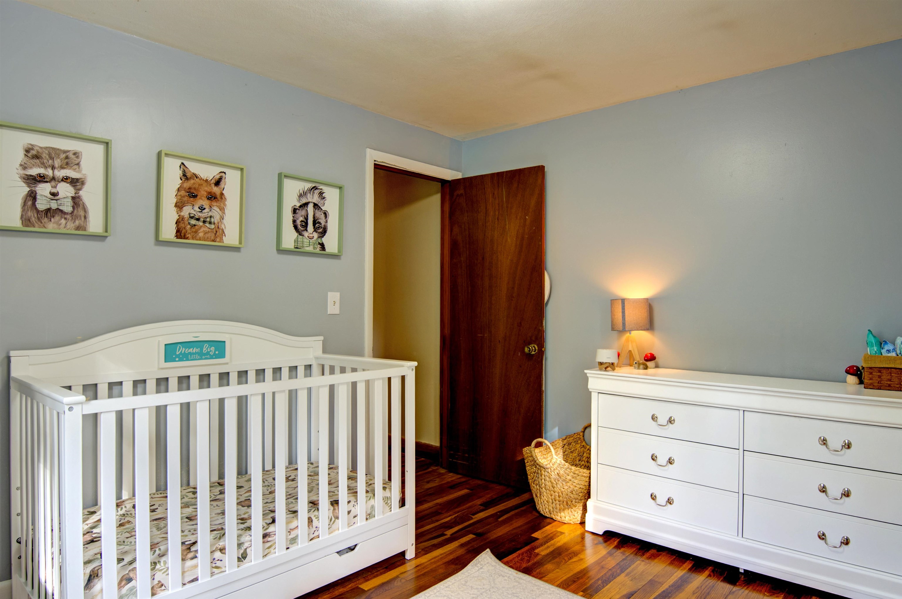 property viewer photo 27
