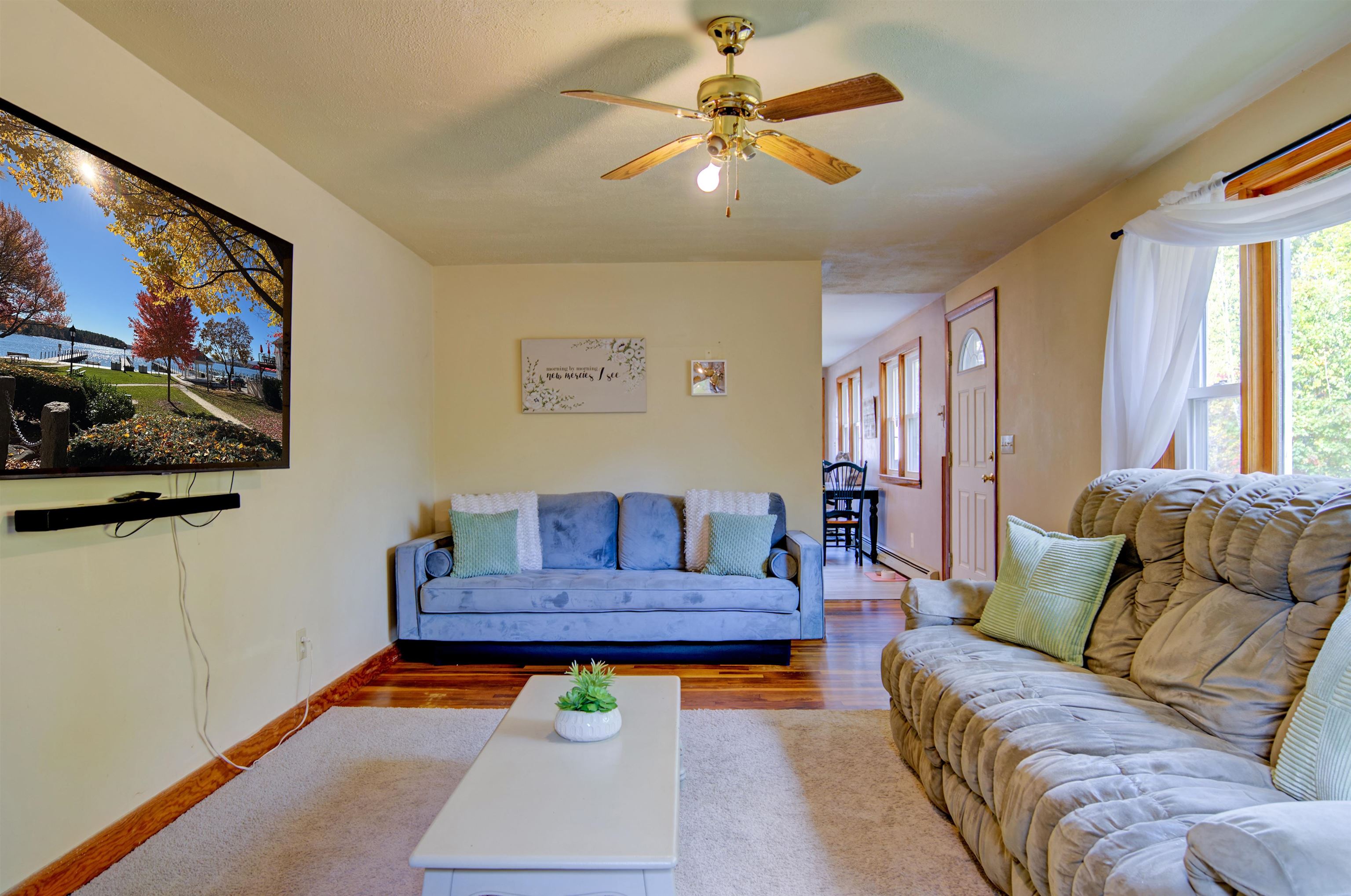 property viewer photo 4