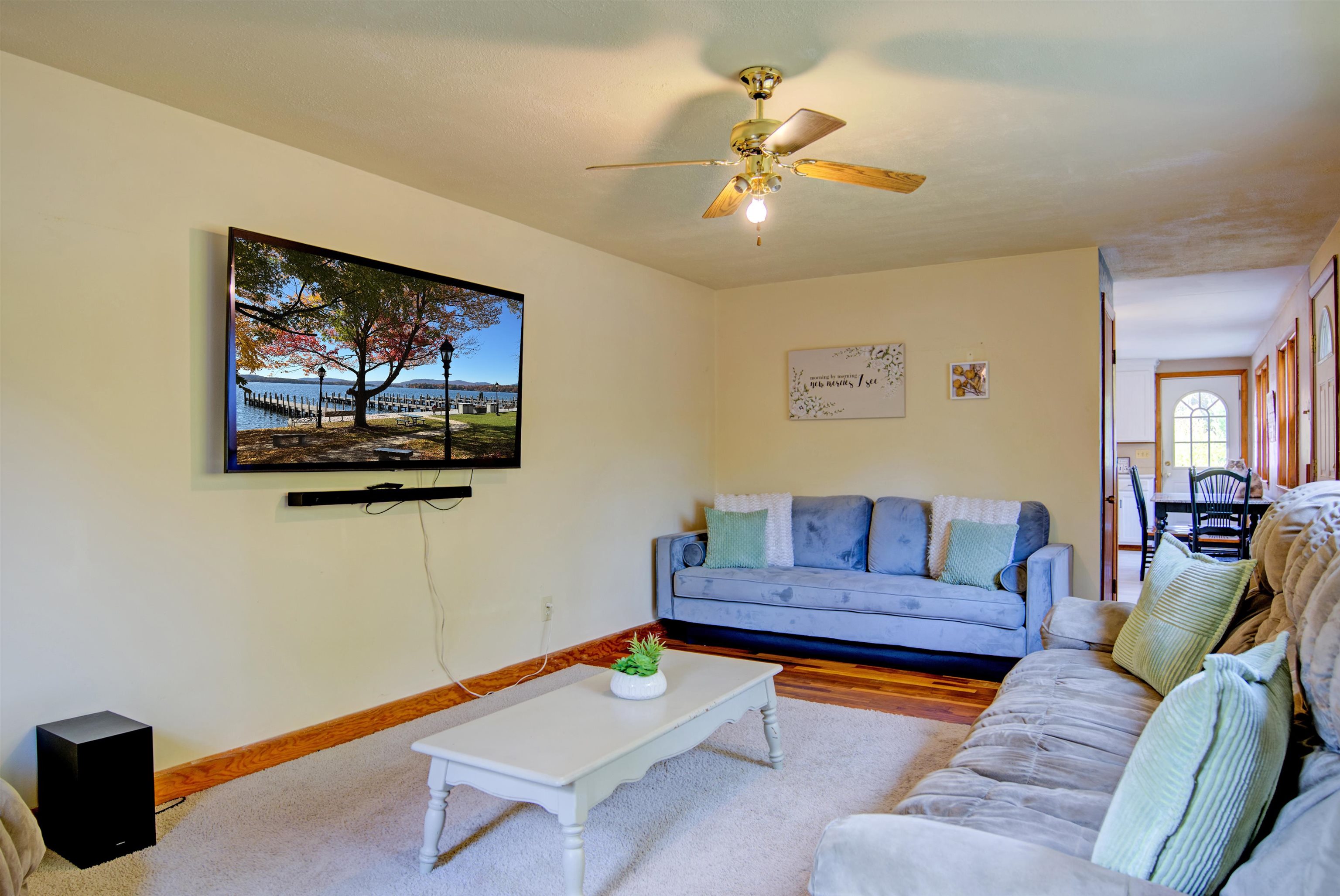 property viewer photo 6
