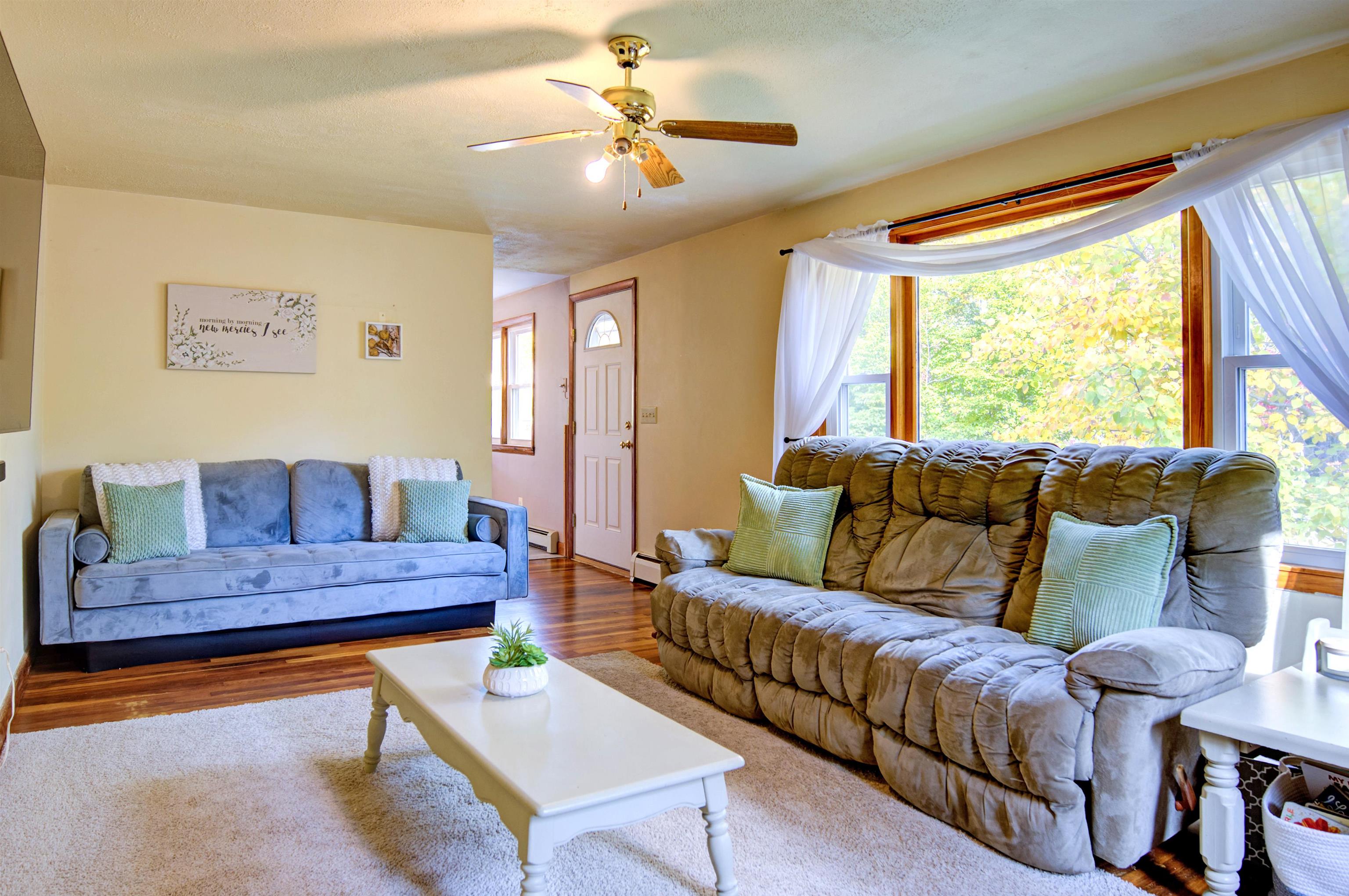property viewer photo 8