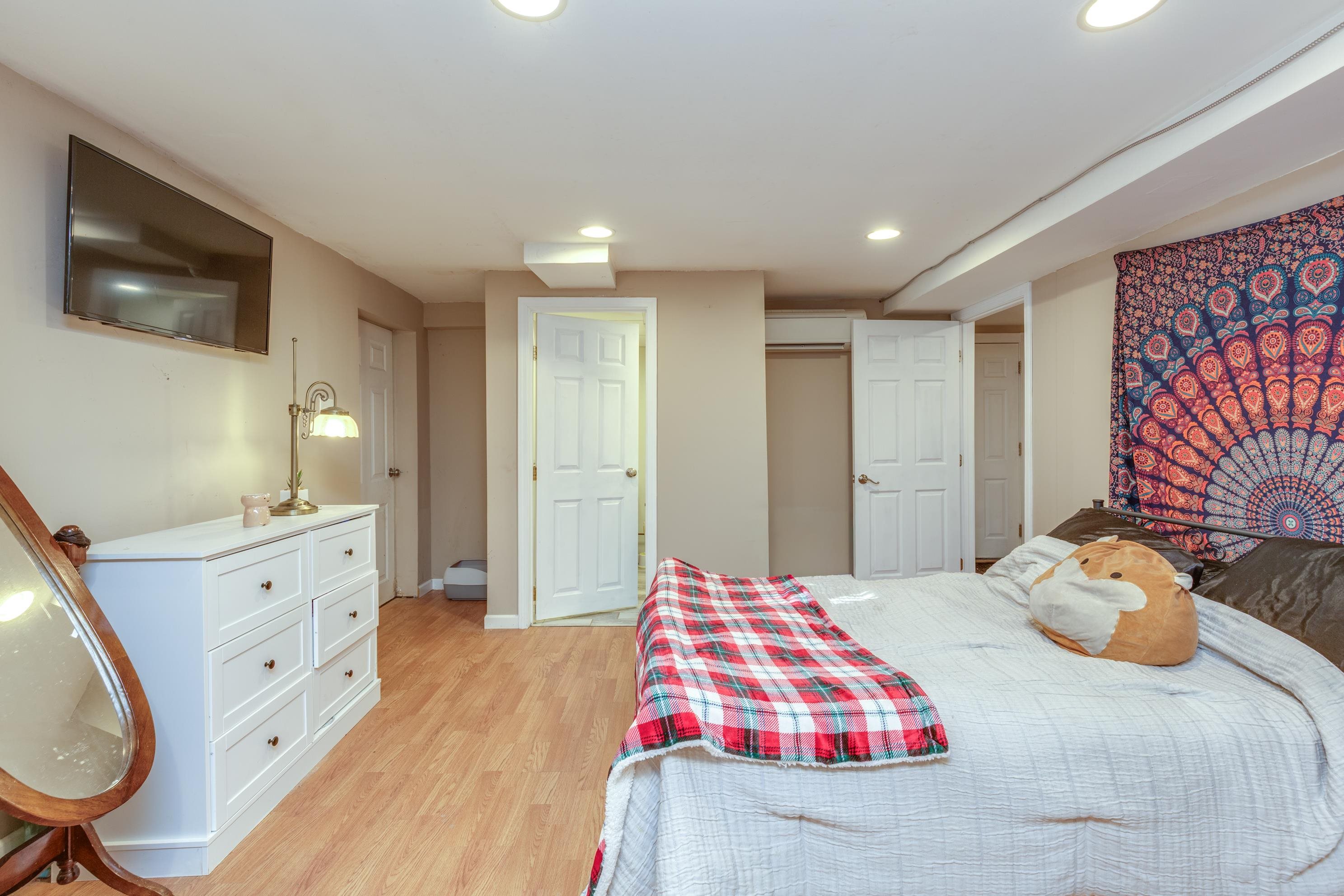 property viewer photo 18
