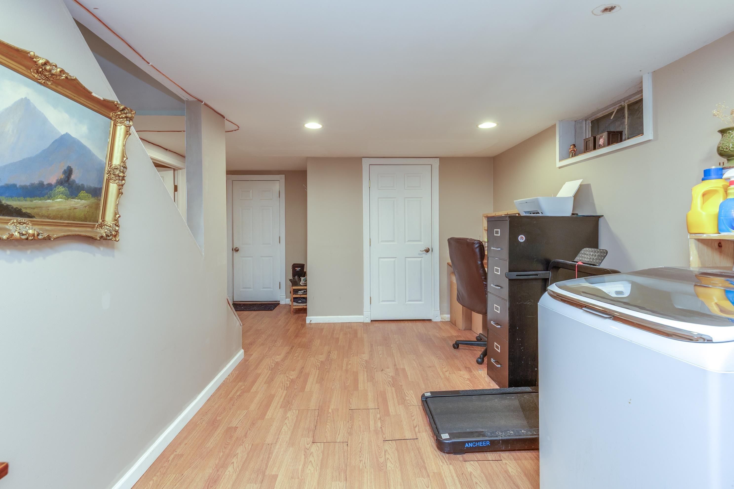property viewer photo 23