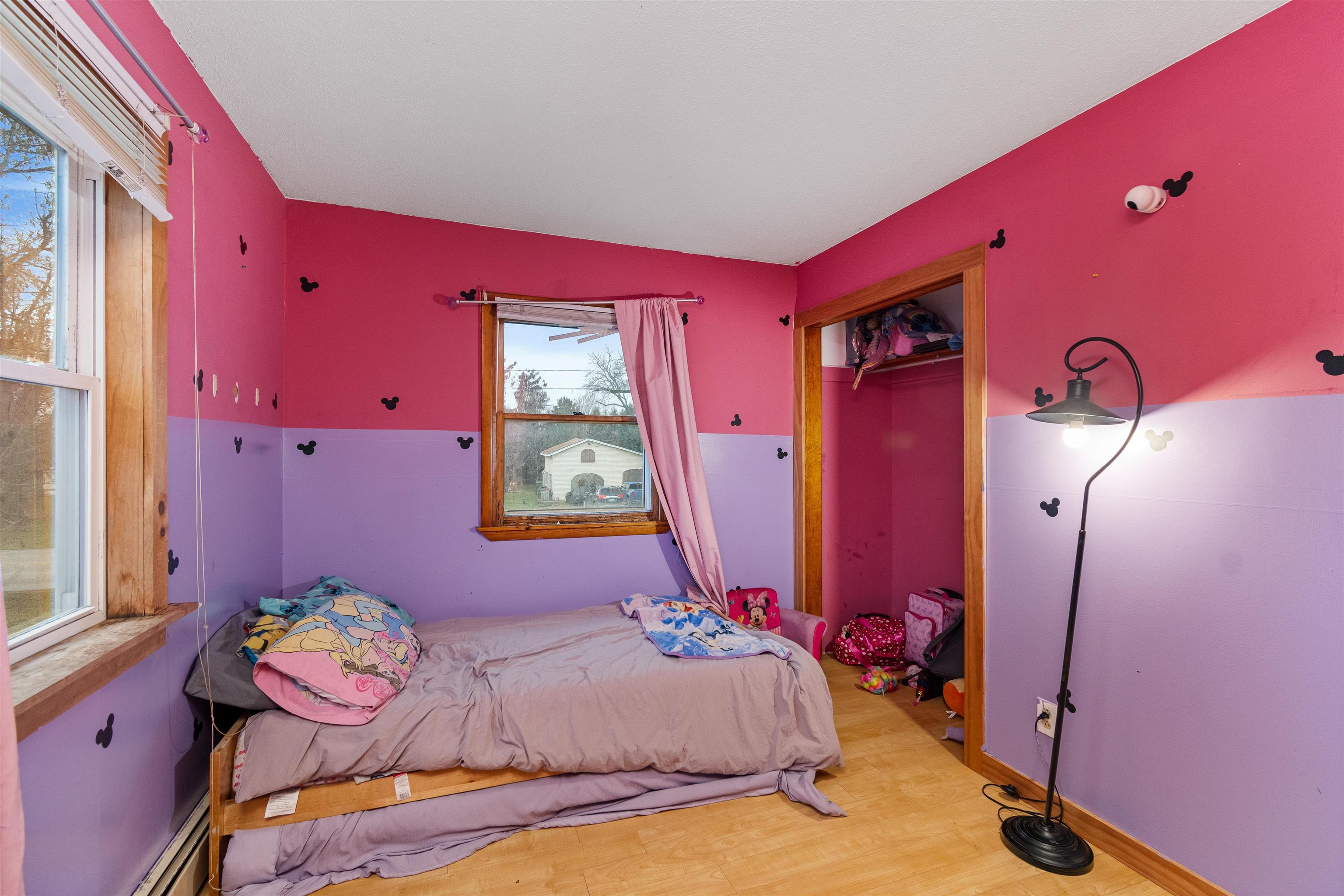 property viewer photo 12