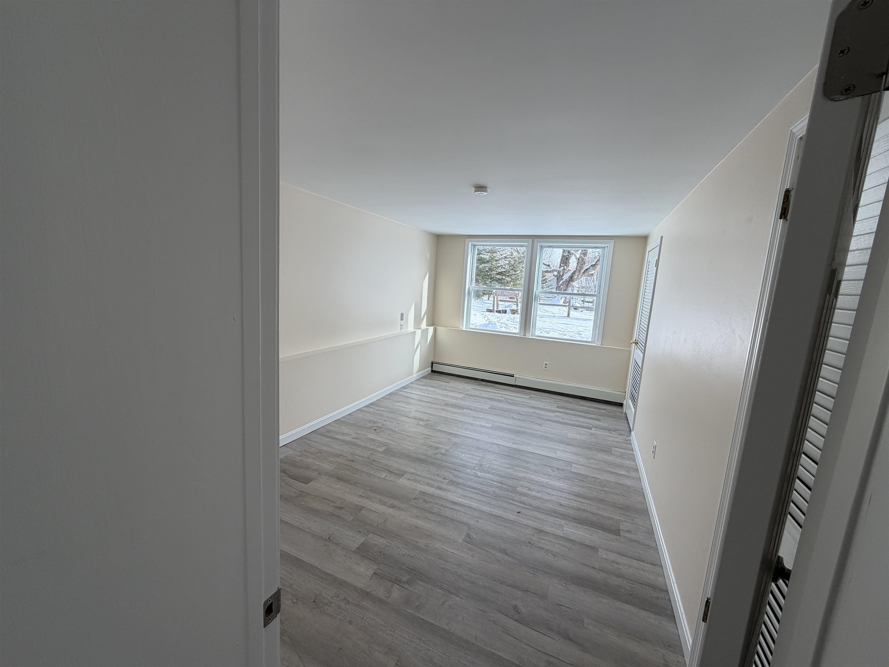 property viewer photo 10