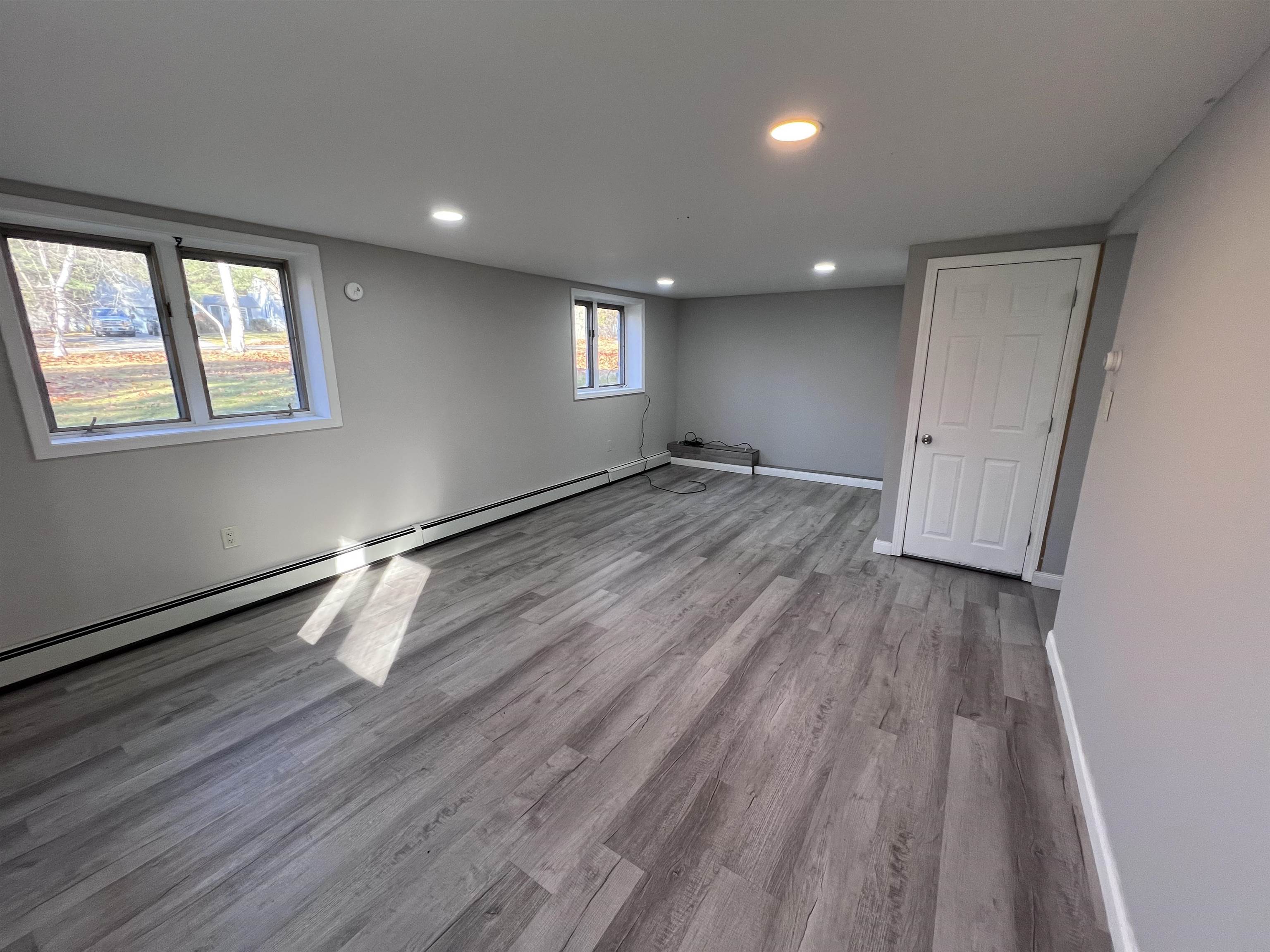 property viewer photo 5