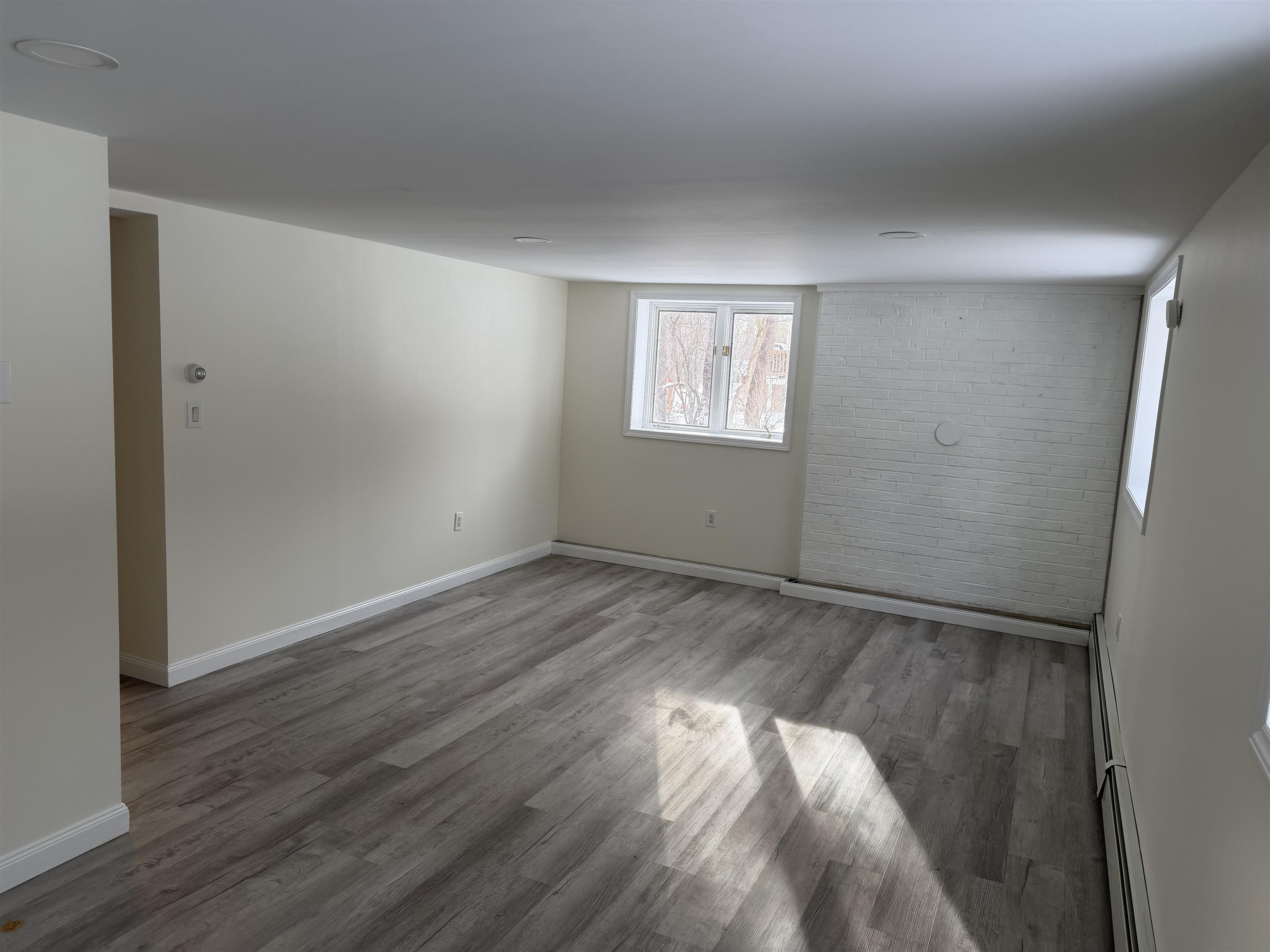 property viewer photo 8