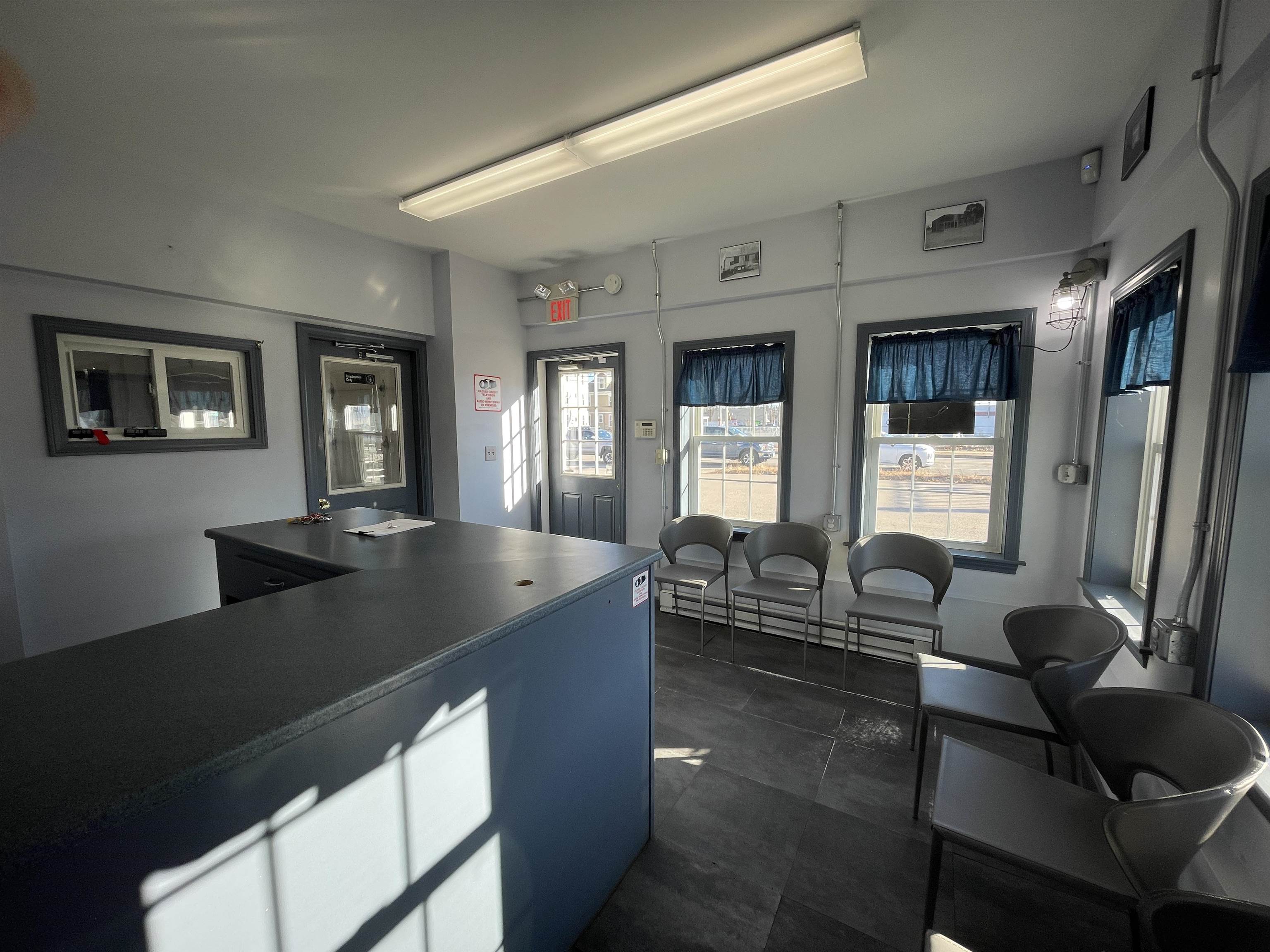 property viewer photo 1