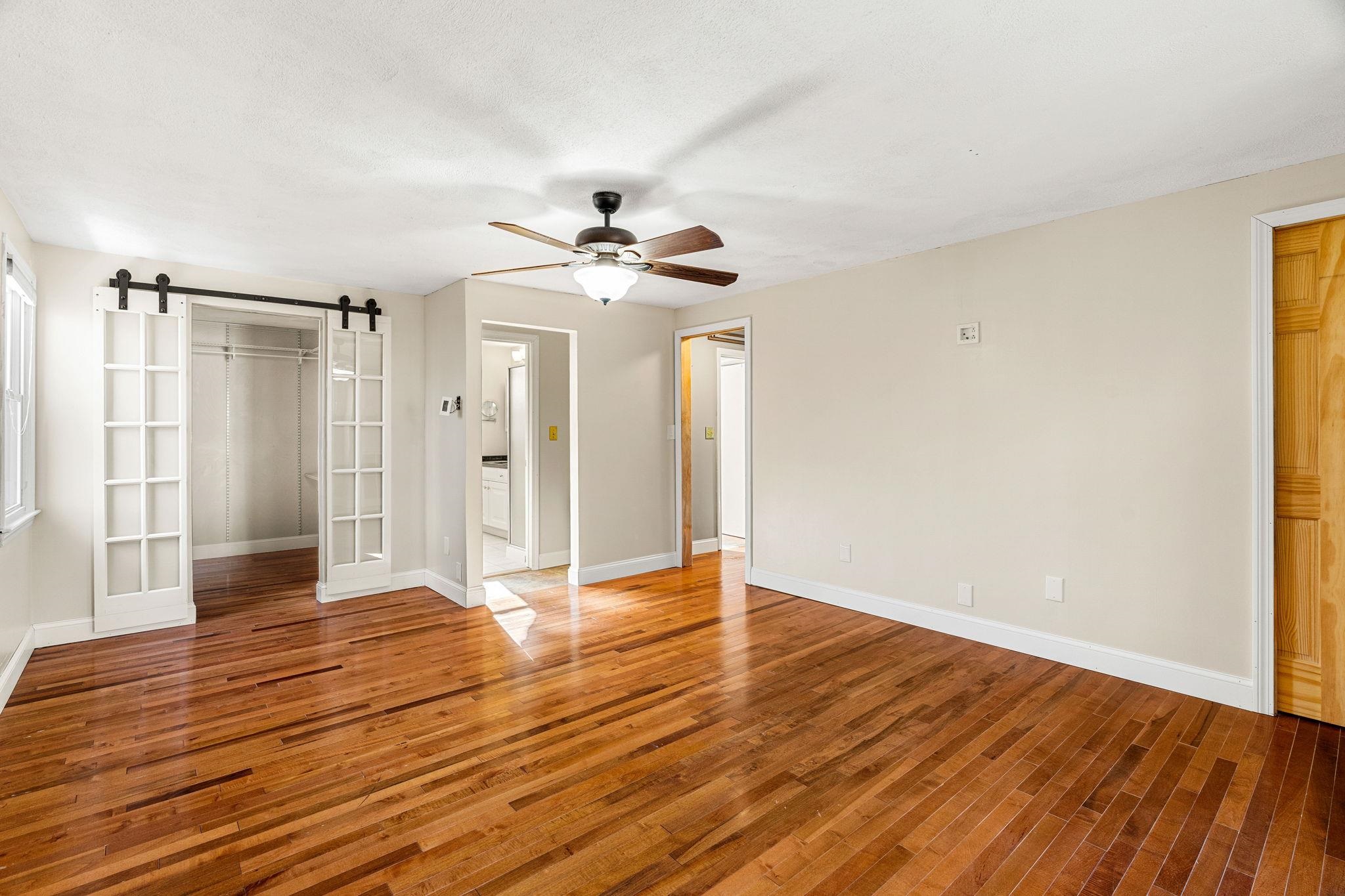 property viewer photo 23