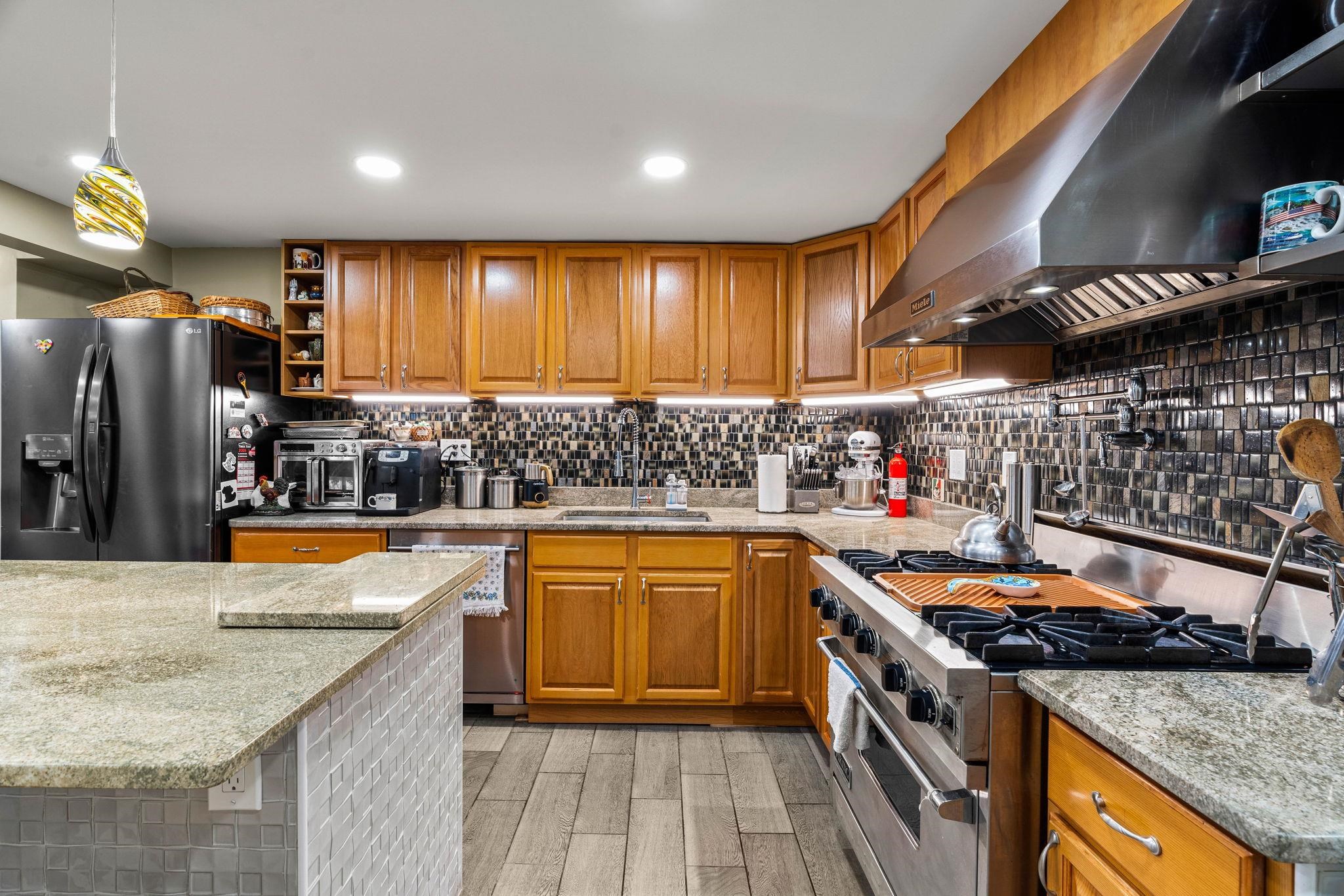 property viewer photo 28
