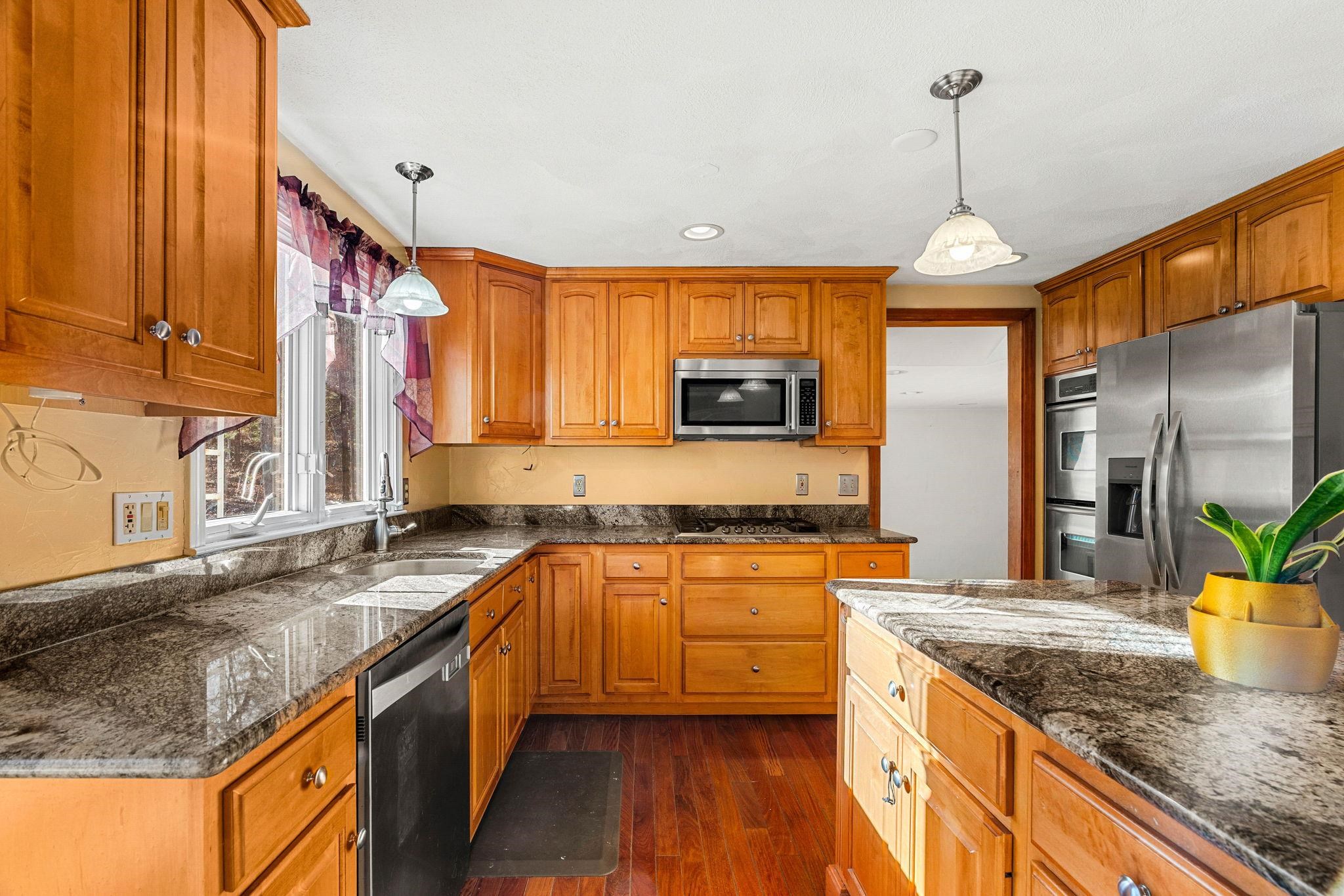 property viewer photo 5