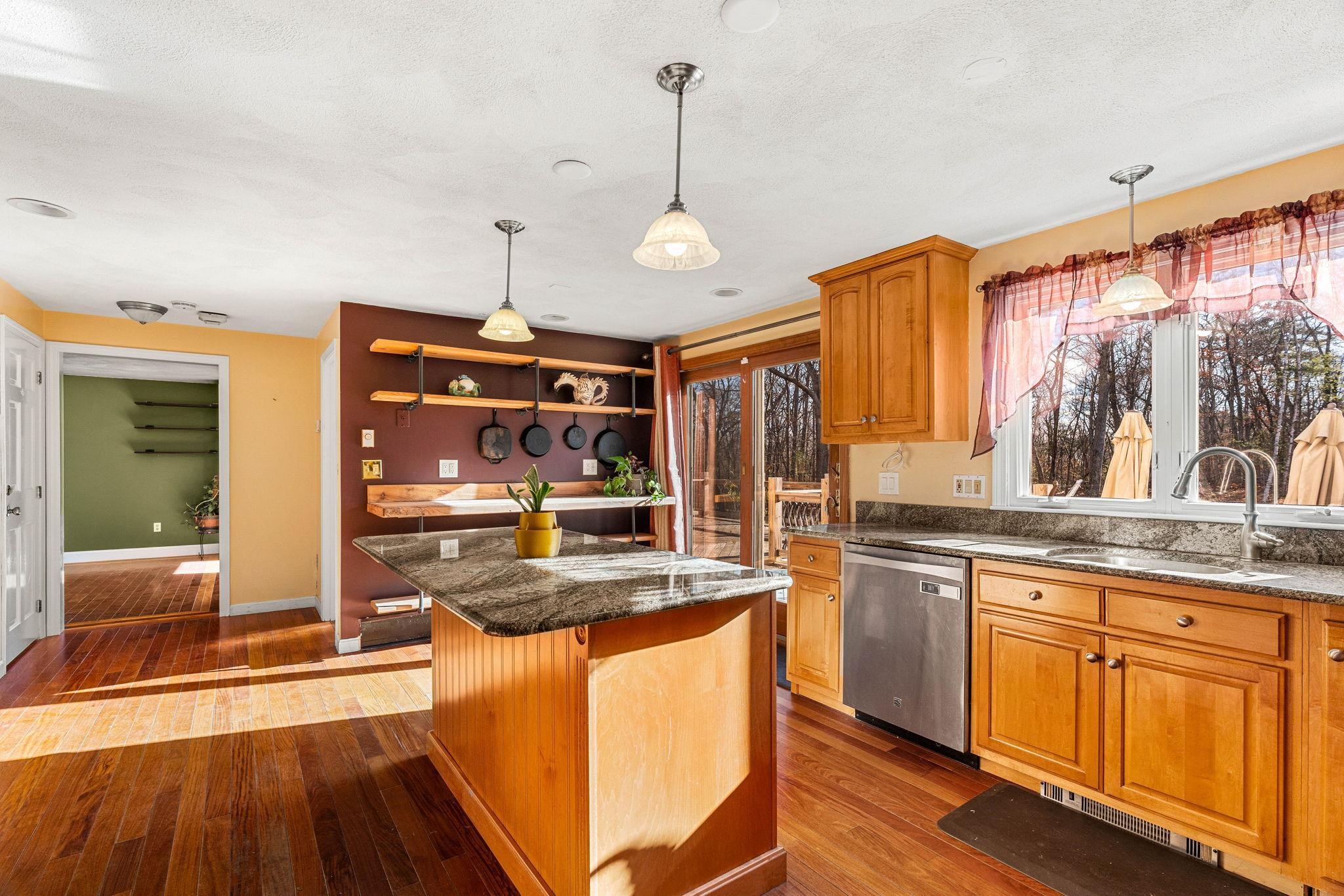 property viewer photo 7