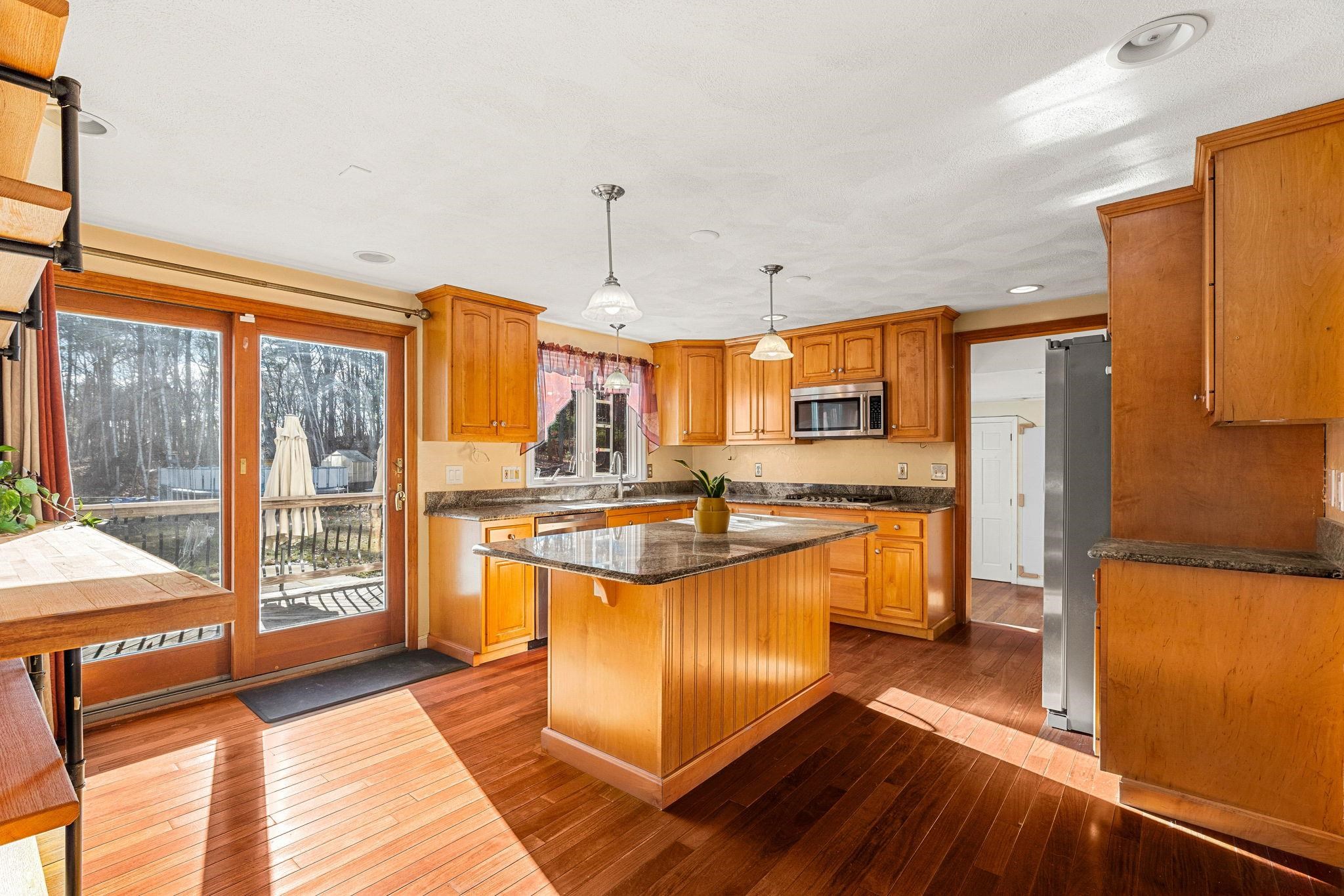 property viewer photo 9