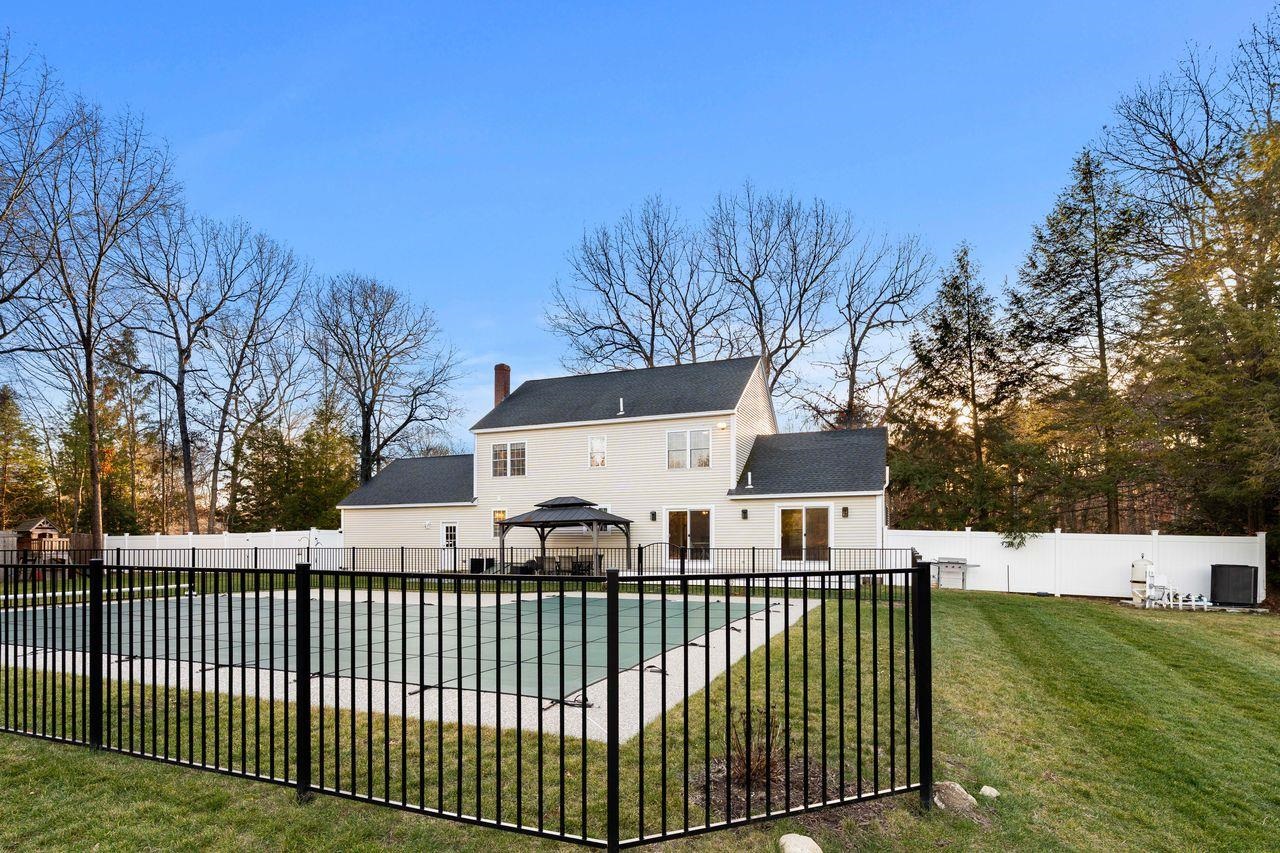 property viewer photo 29