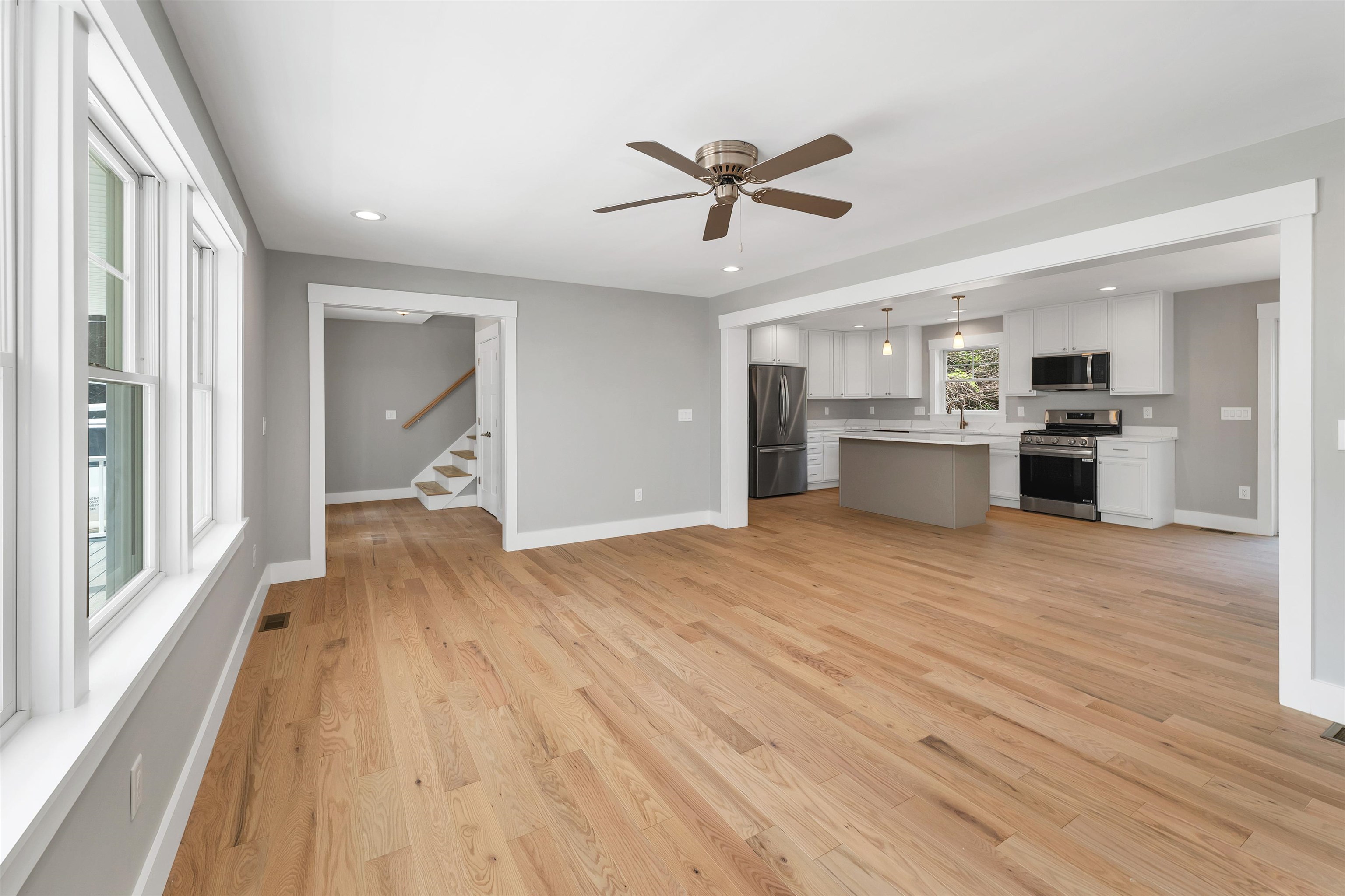 property viewer photo 11
