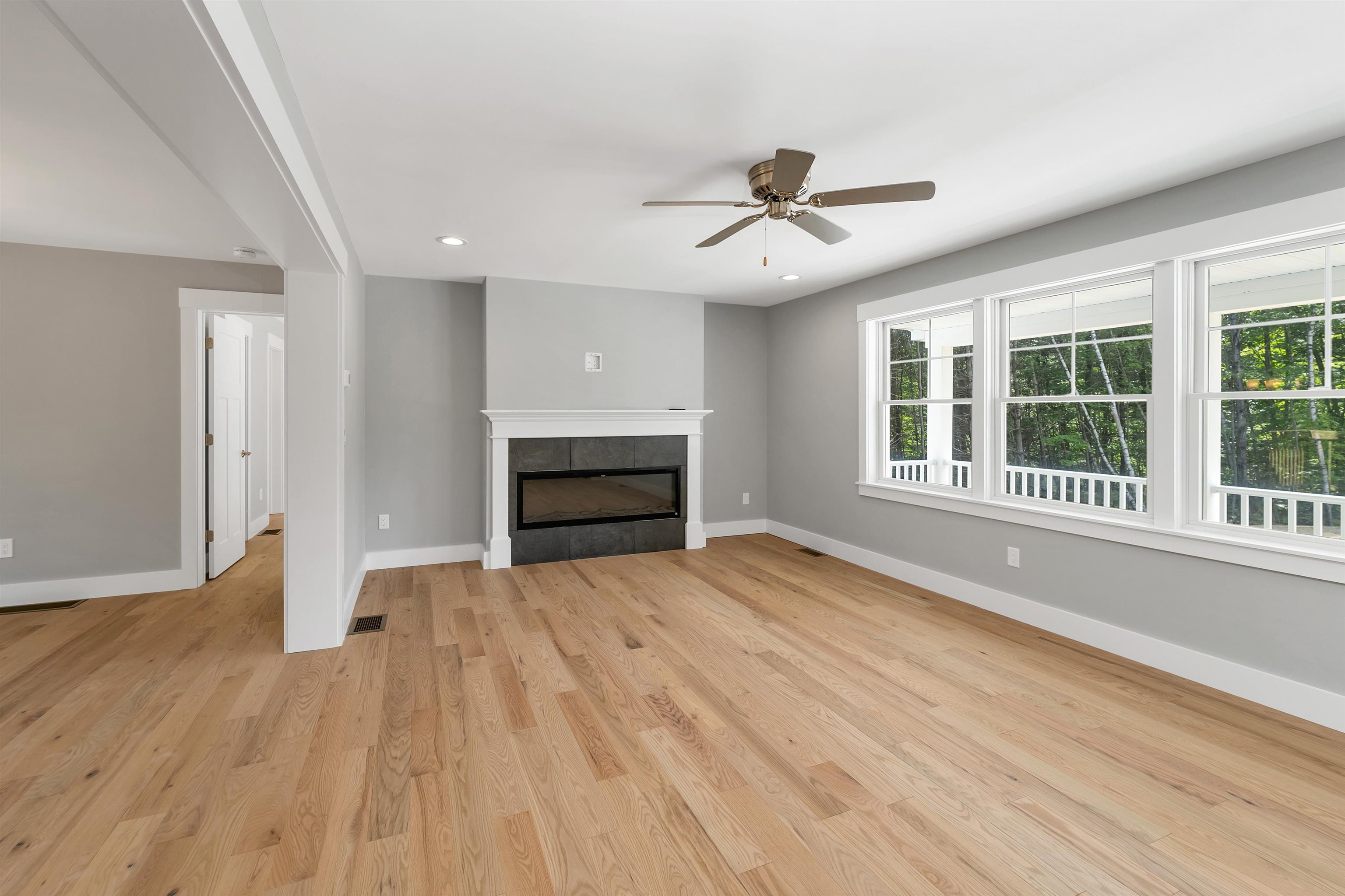 property viewer photo 12
