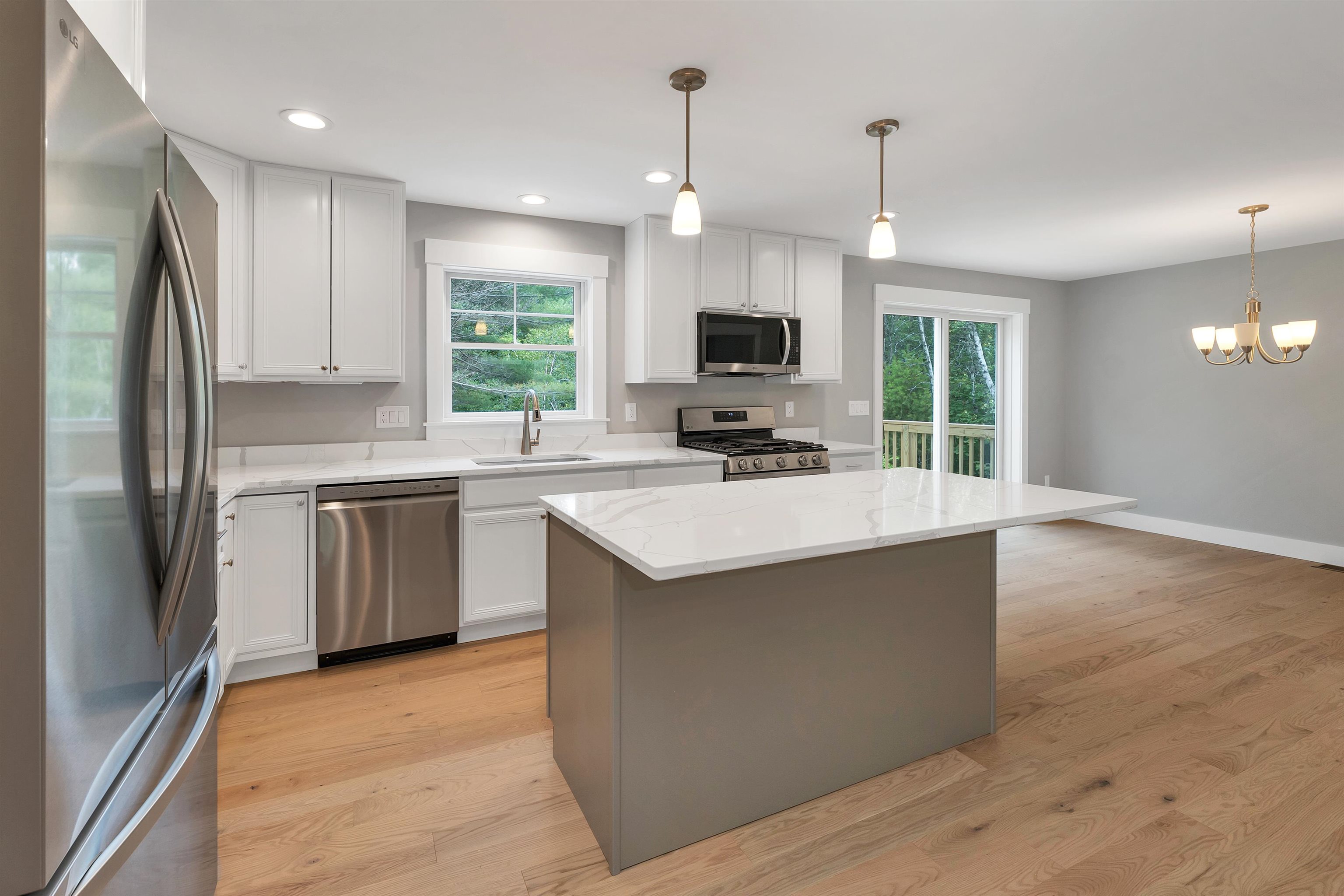 property viewer photo 2
