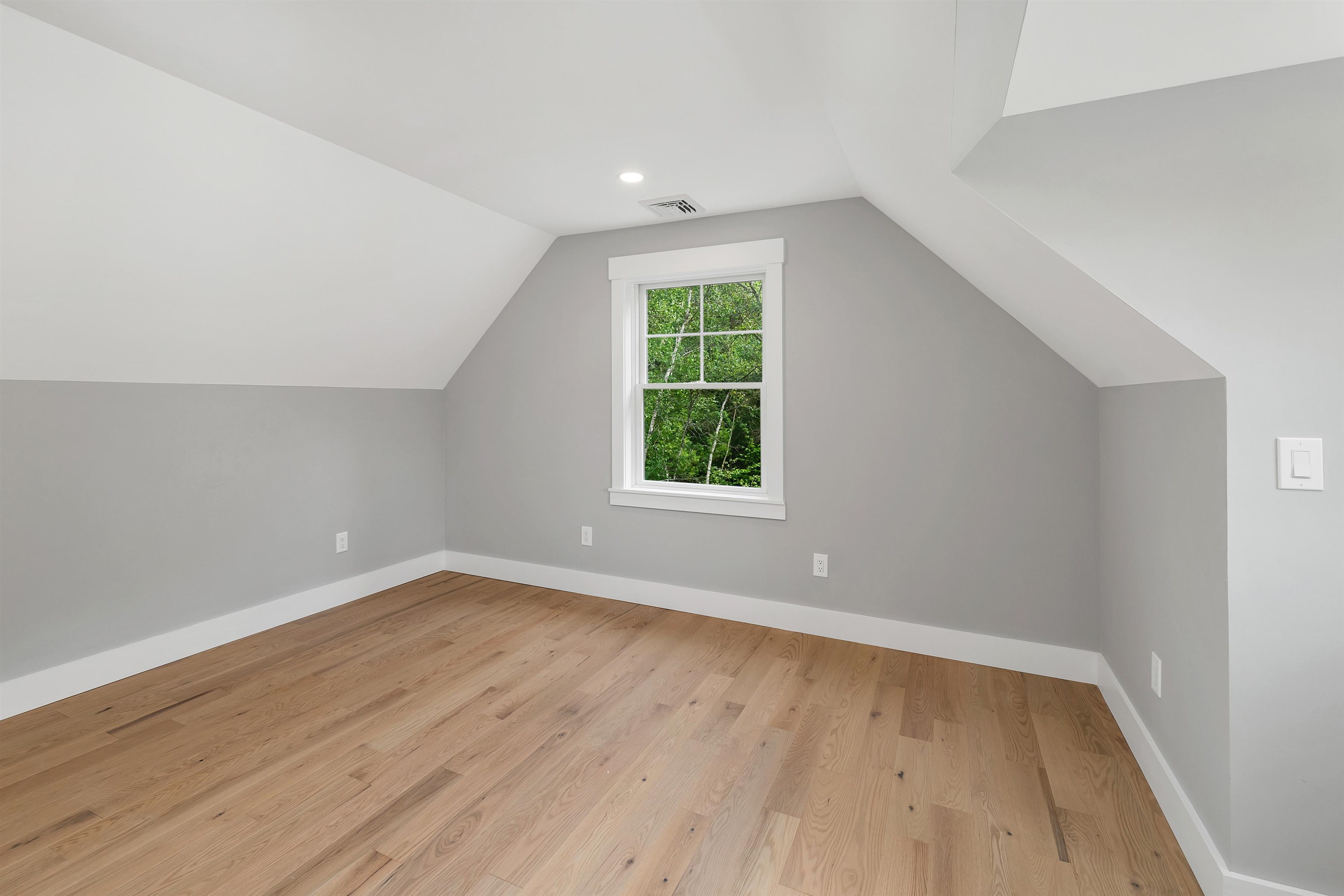 property viewer photo 27