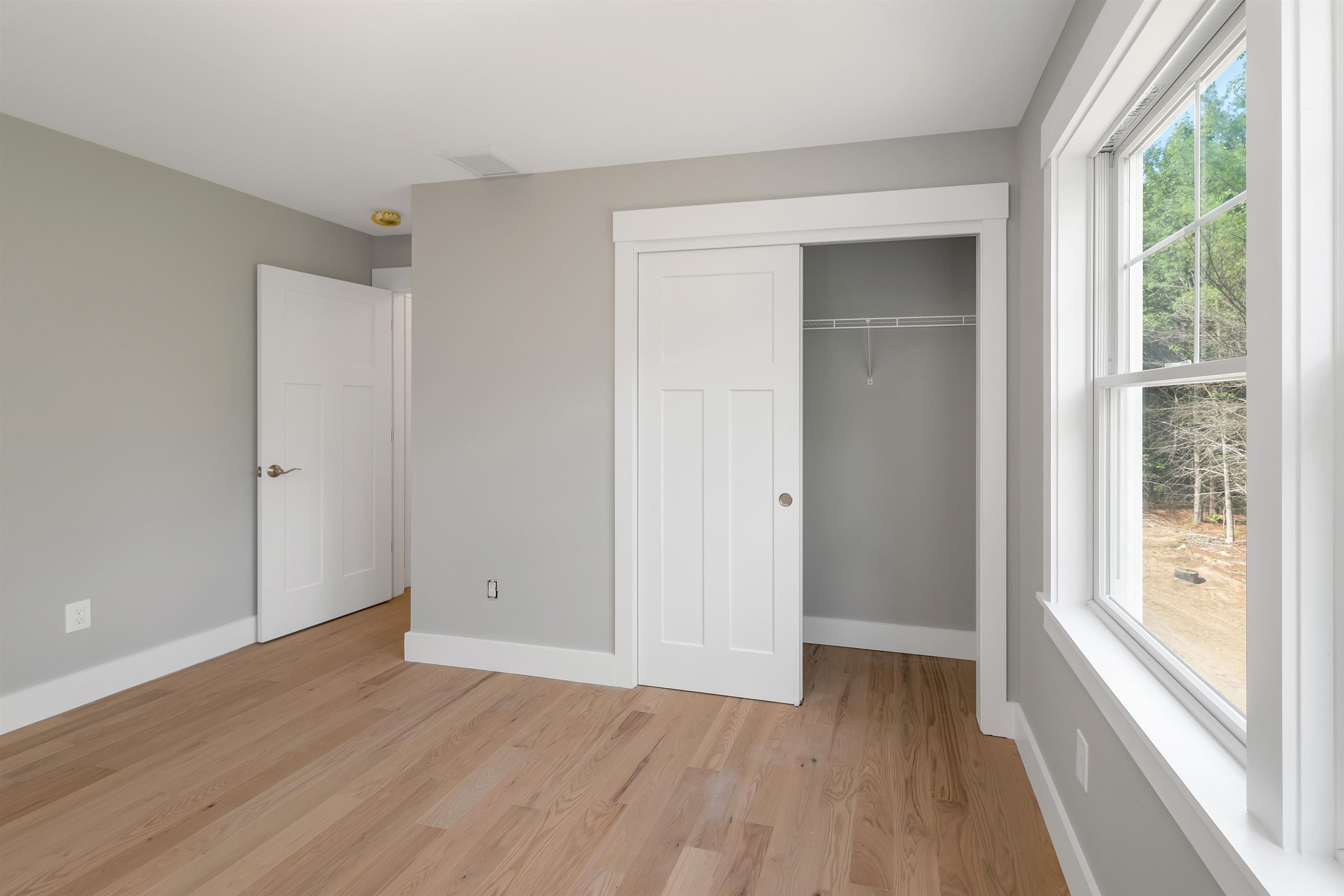 property viewer photo 29