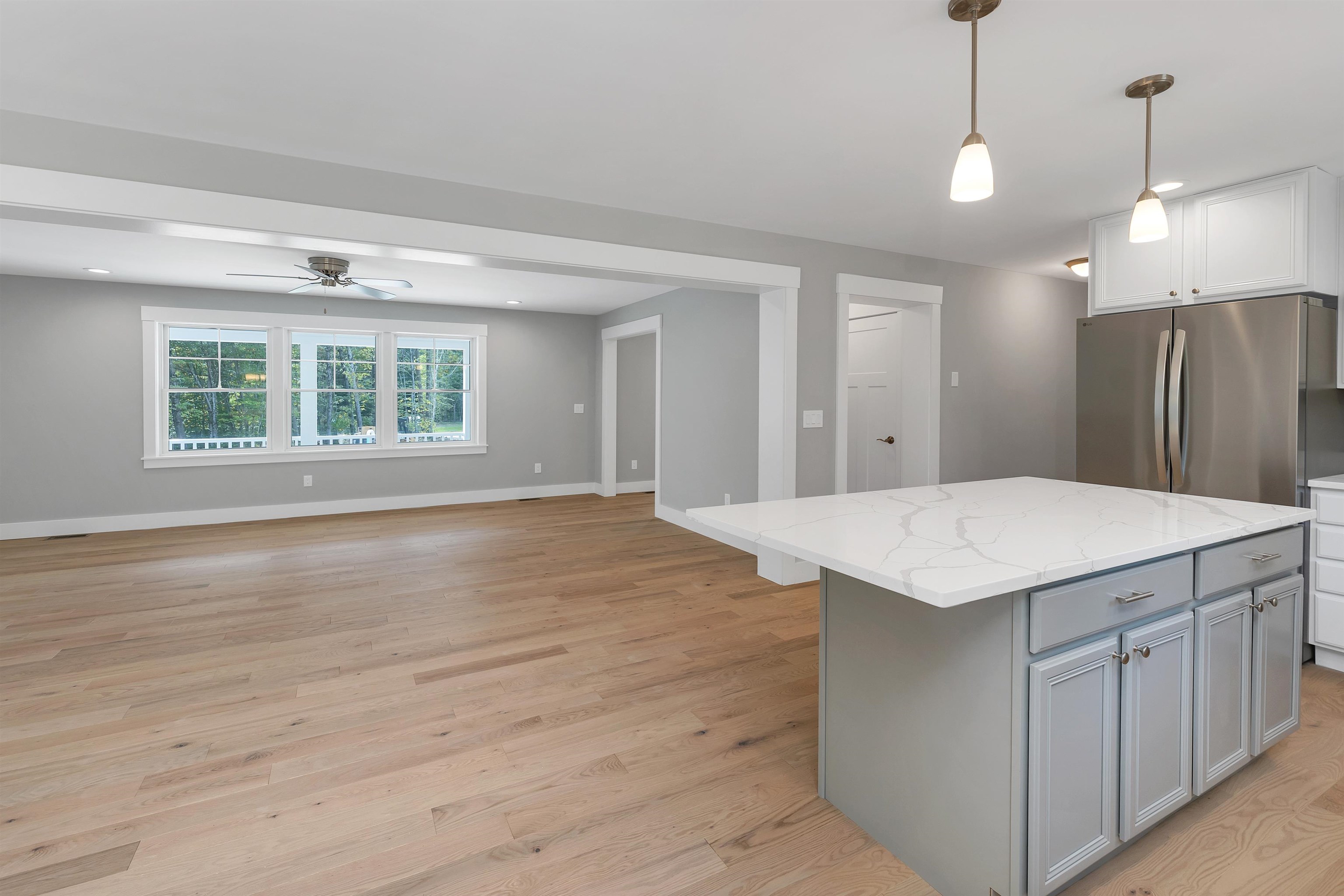 property viewer photo 6
