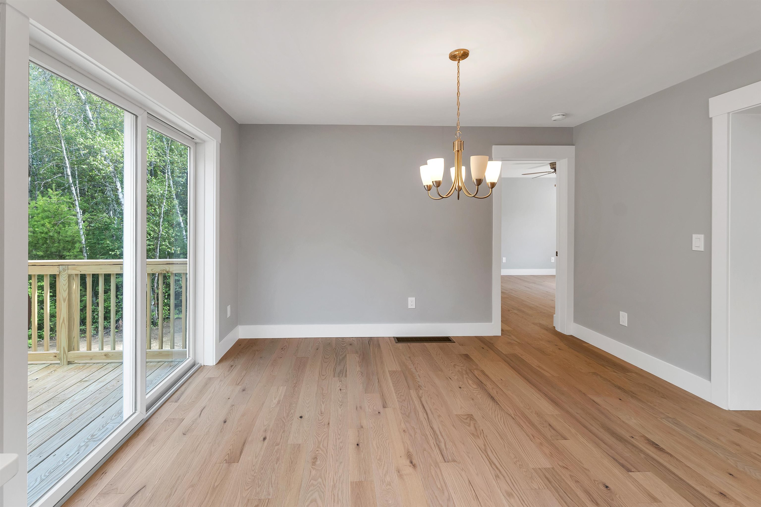 property viewer photo 9