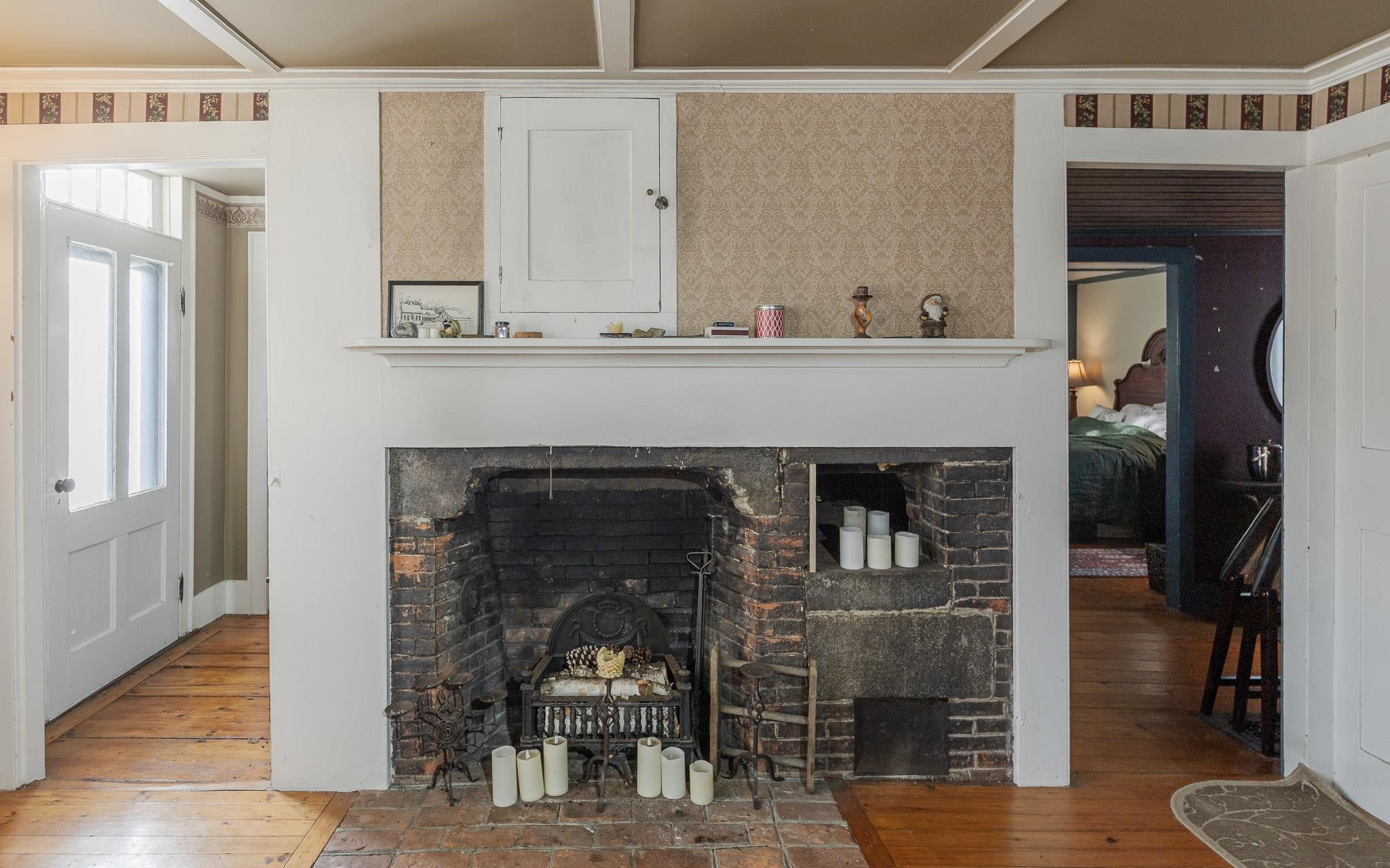 main property photo 20