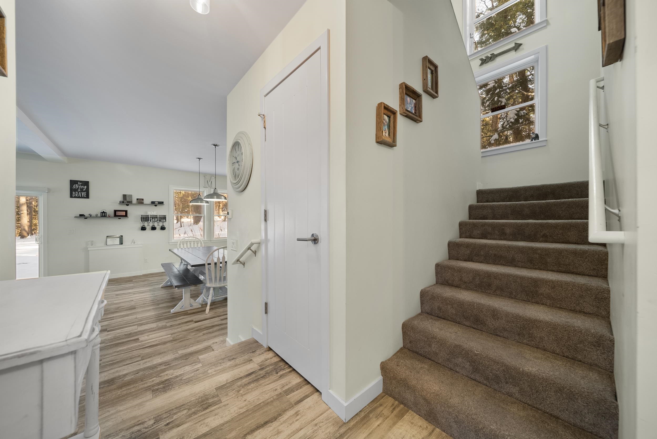 property viewer photo 15