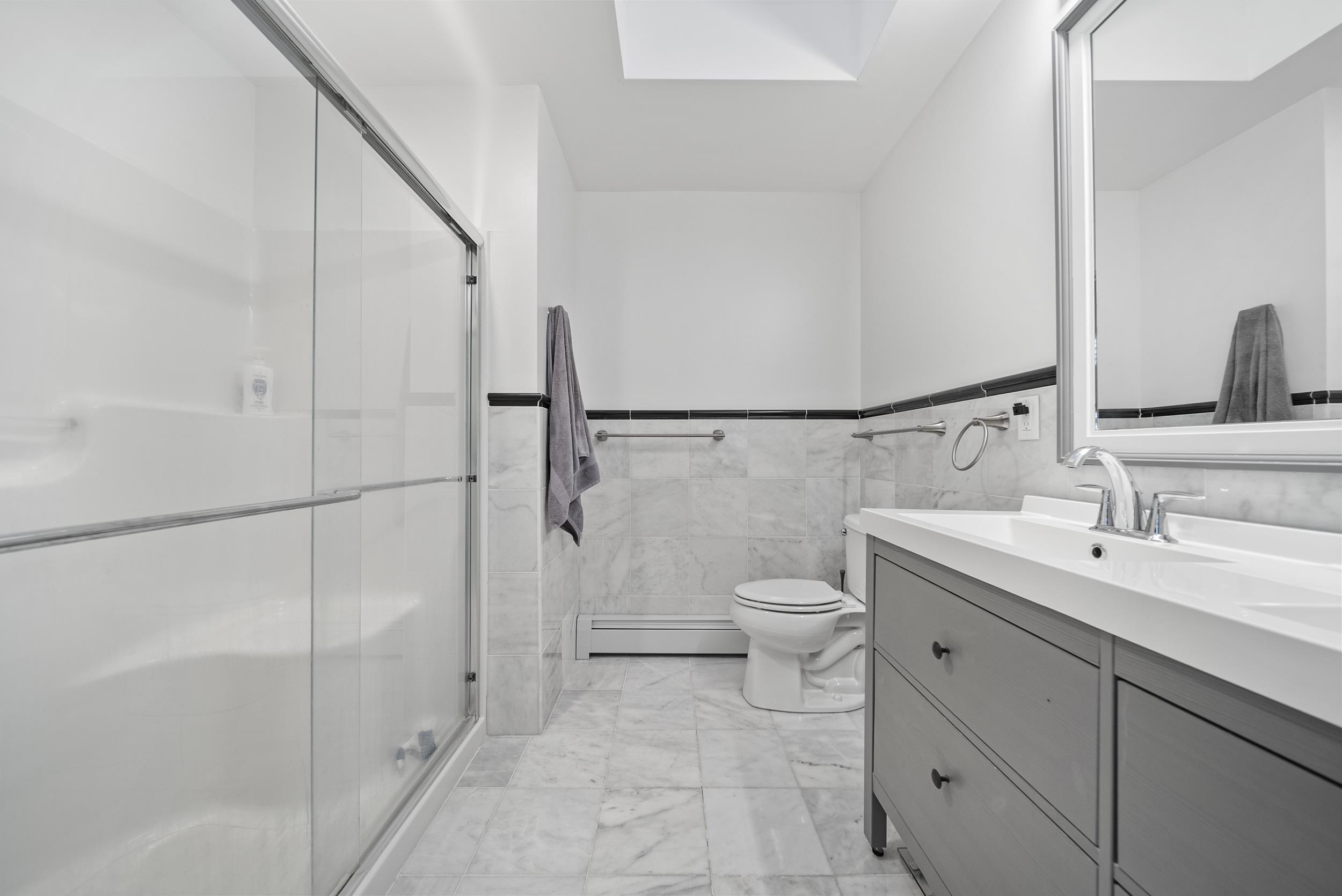 property viewer photo 20