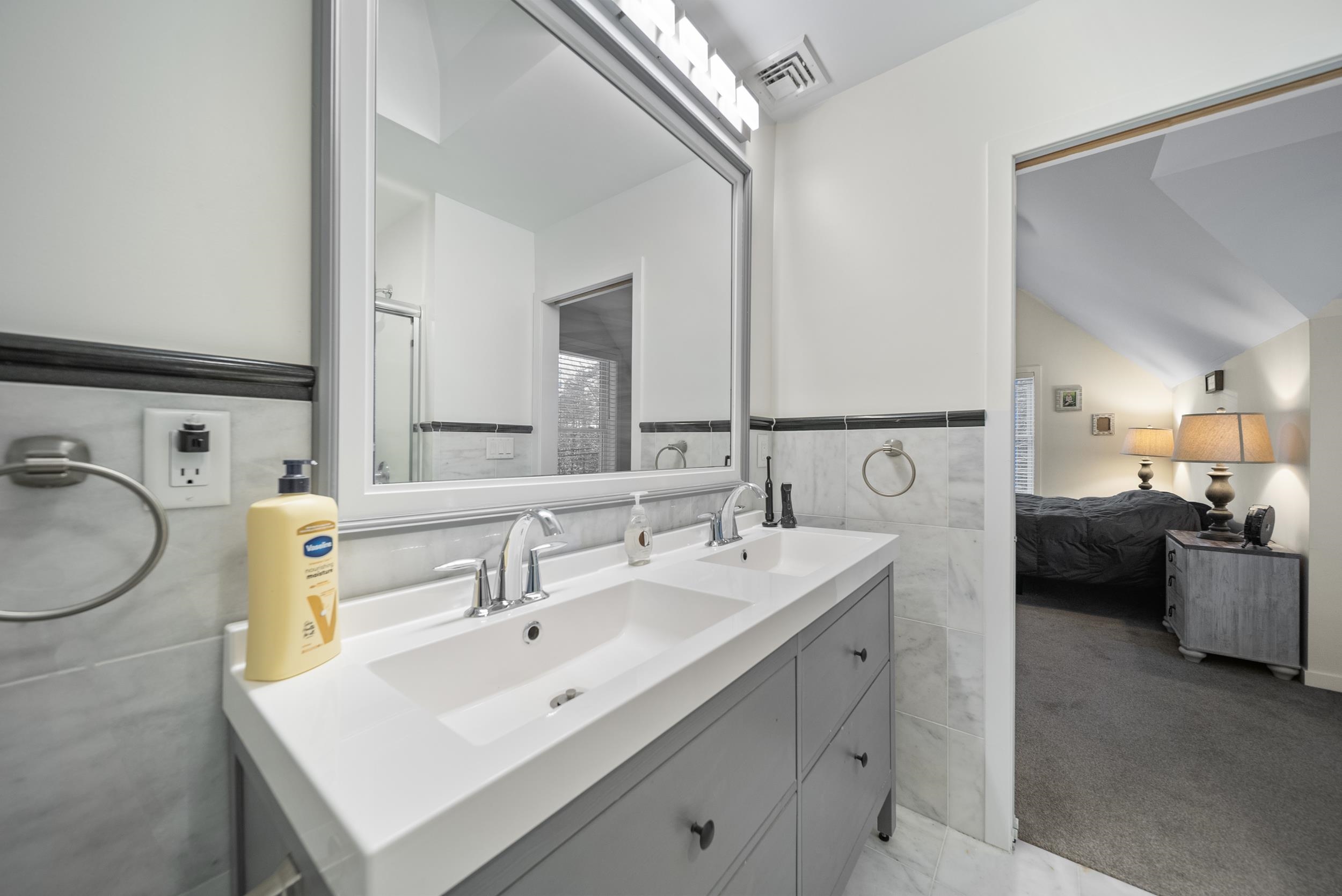 property viewer photo 21