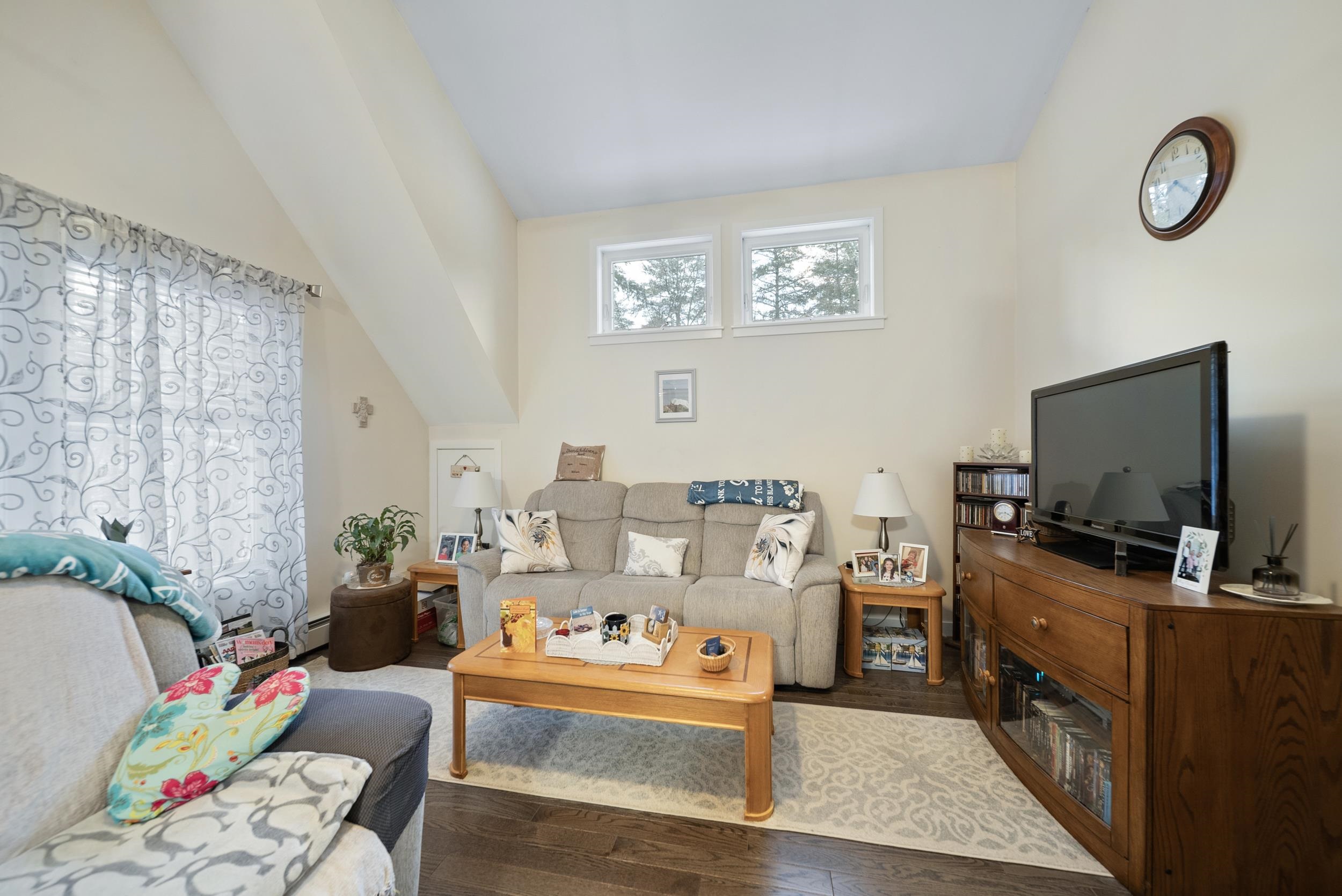 property viewer photo 33