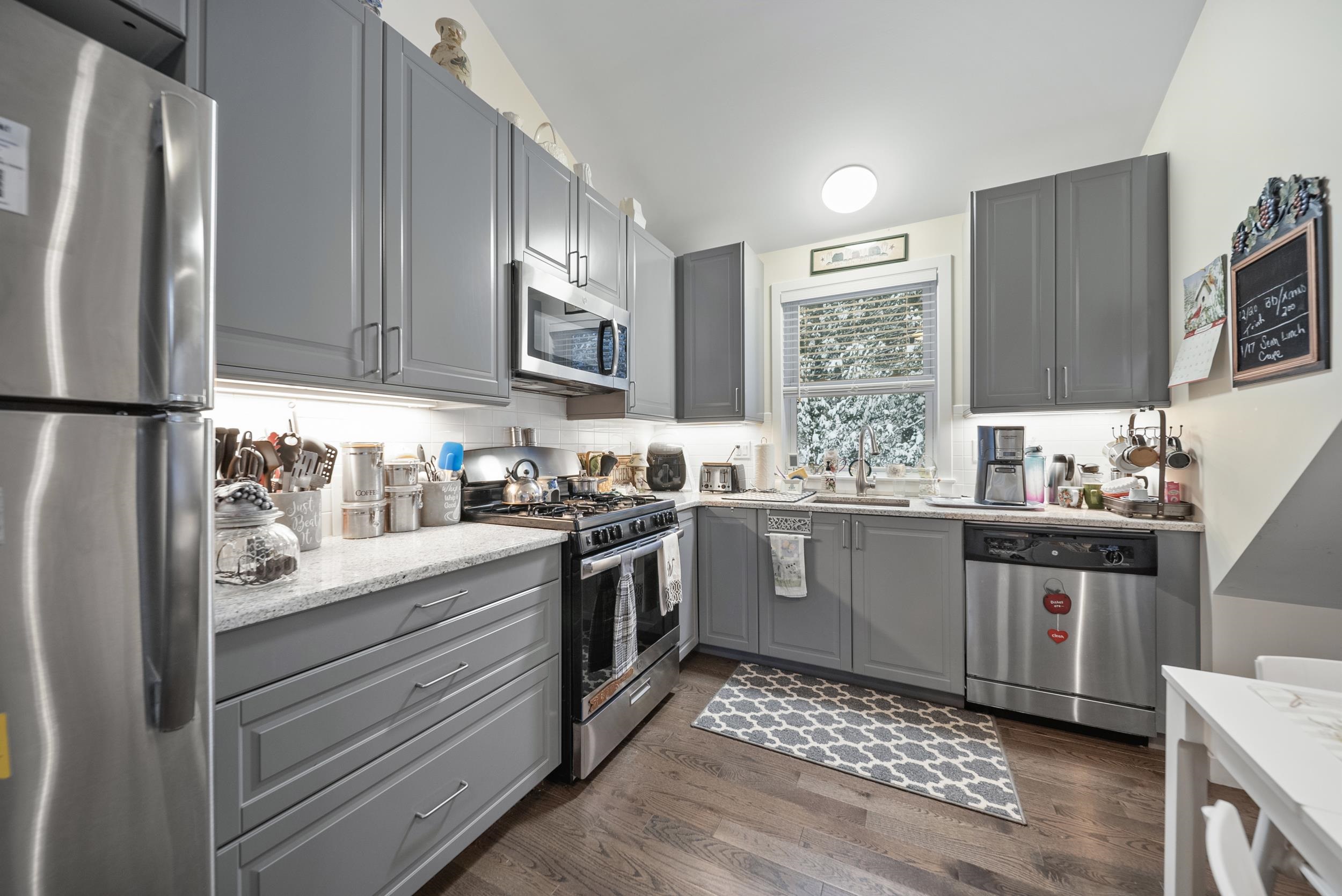 property viewer photo 35