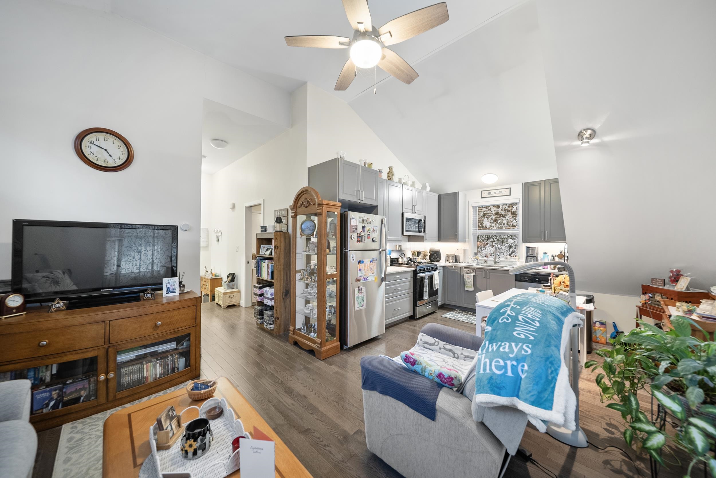 property viewer photo 38