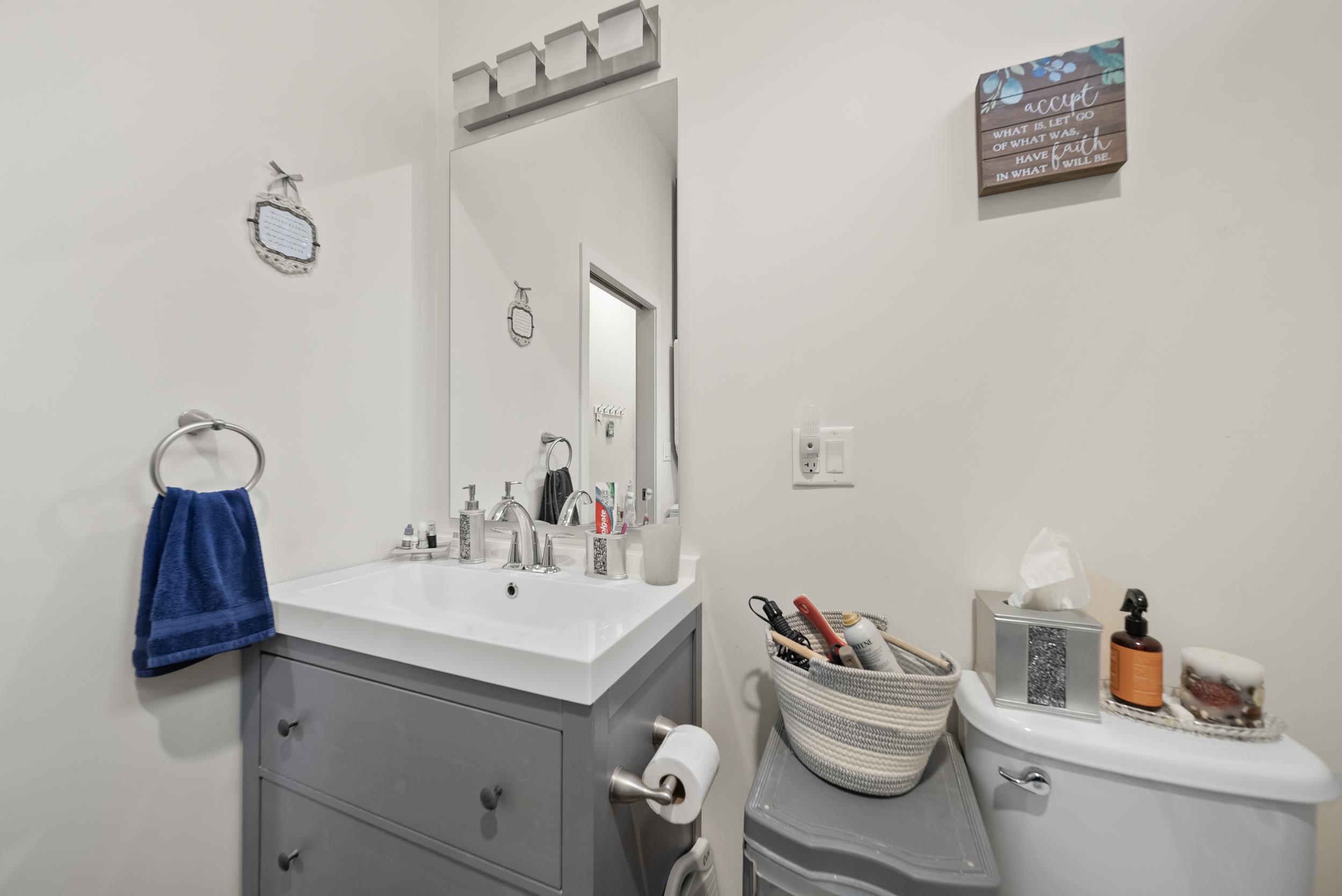 property viewer photo 42