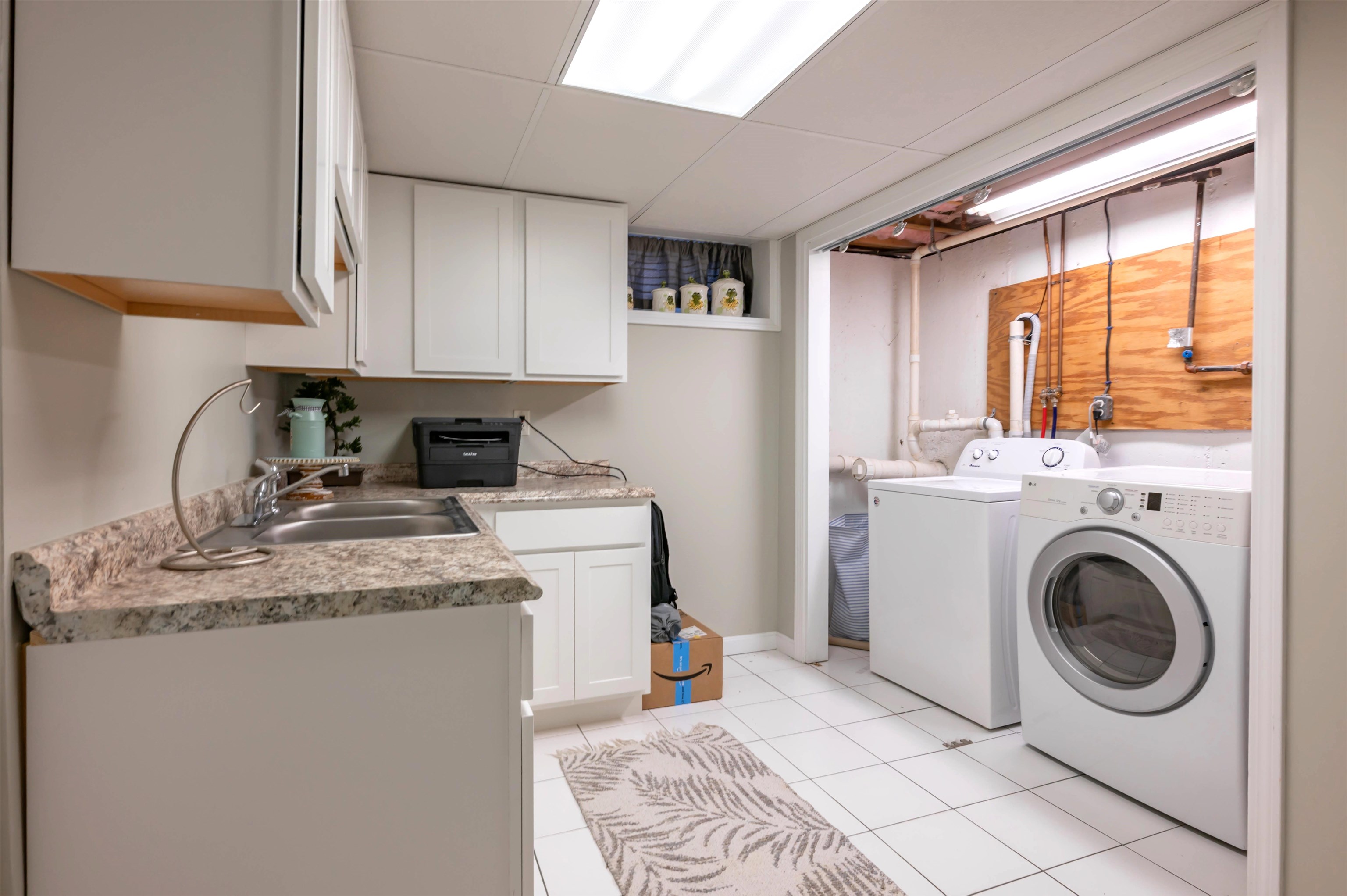property viewer photo 31