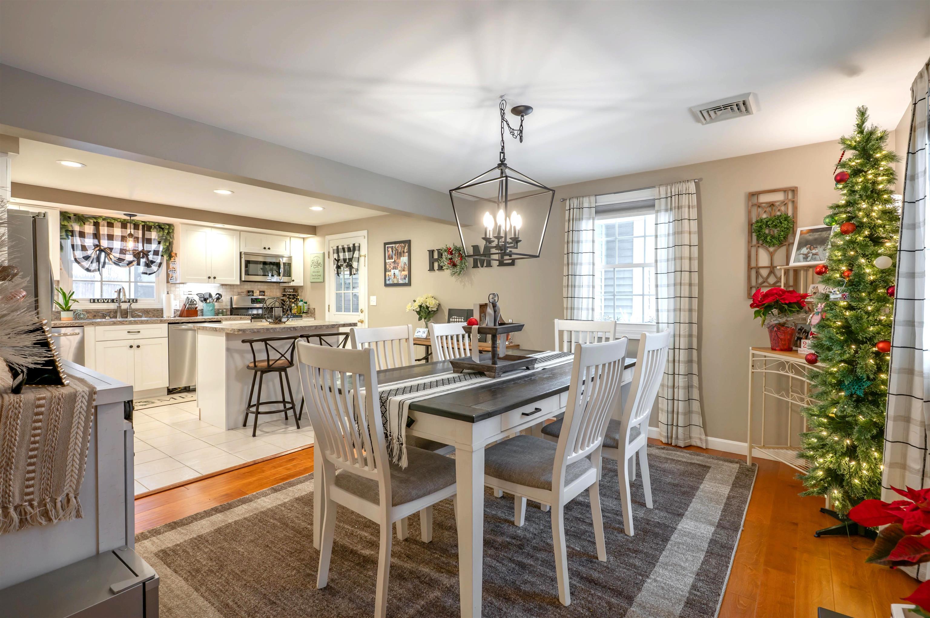 property viewer photo 5