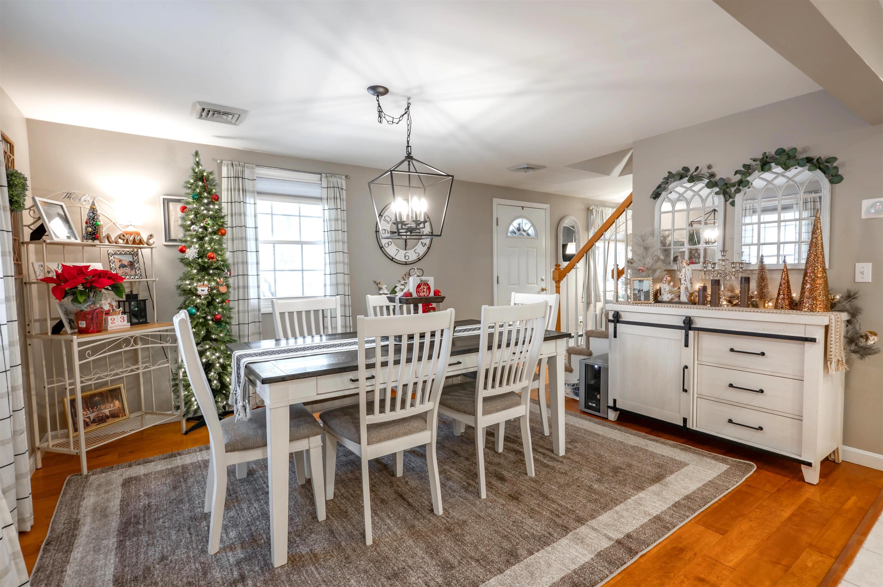 property viewer photo 6