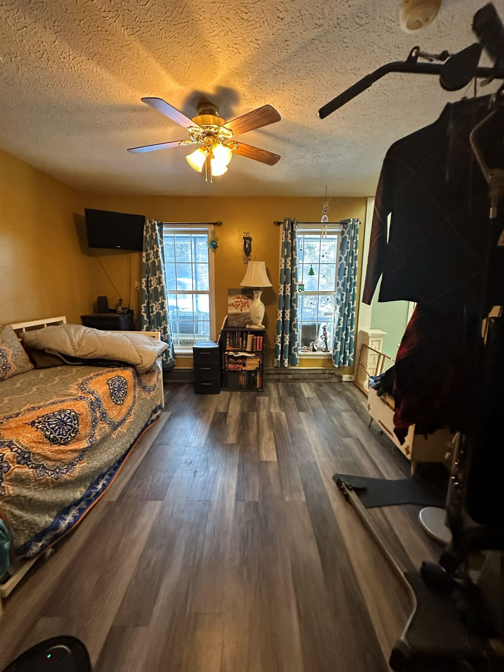 main property photo 17