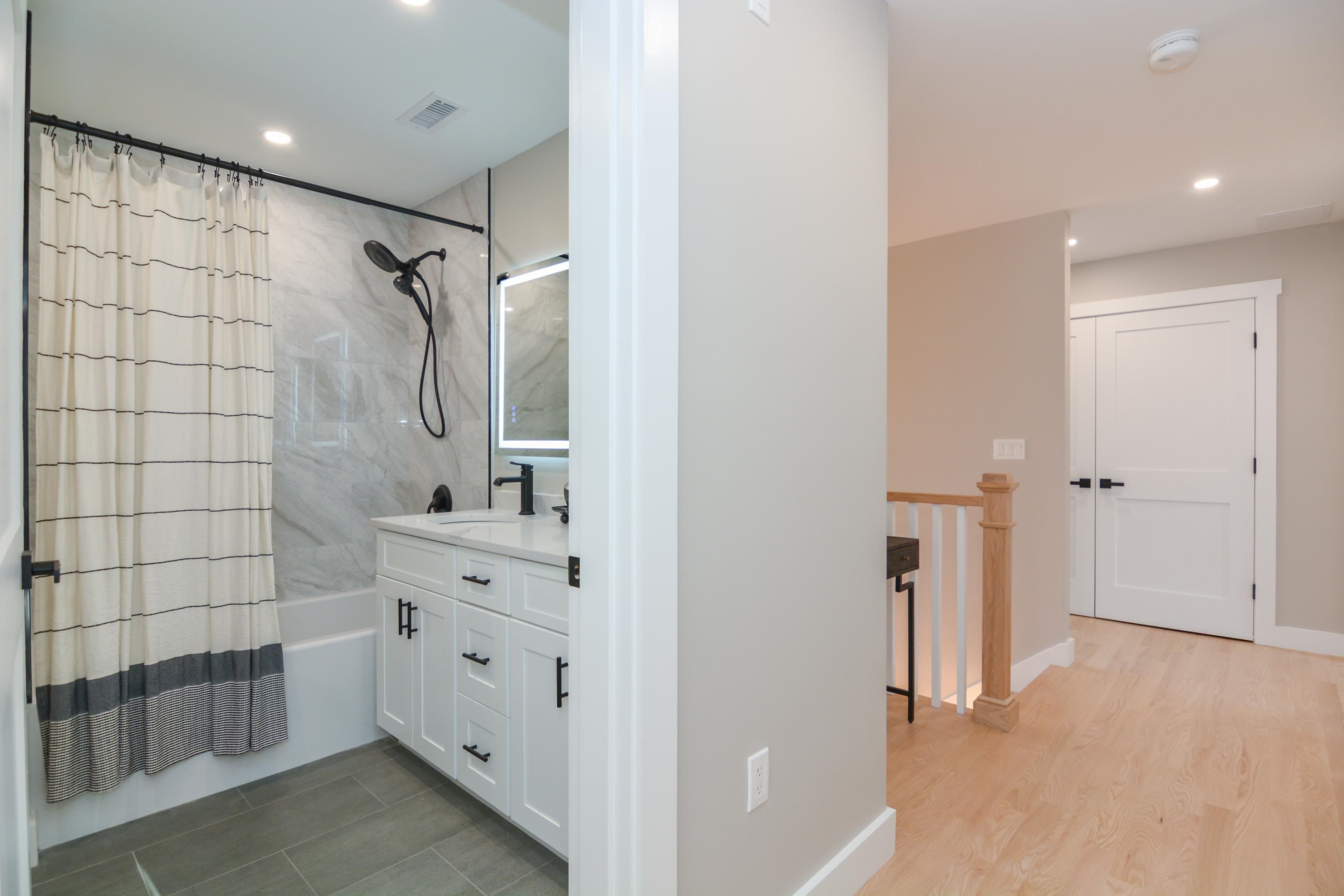 property viewer photo 21