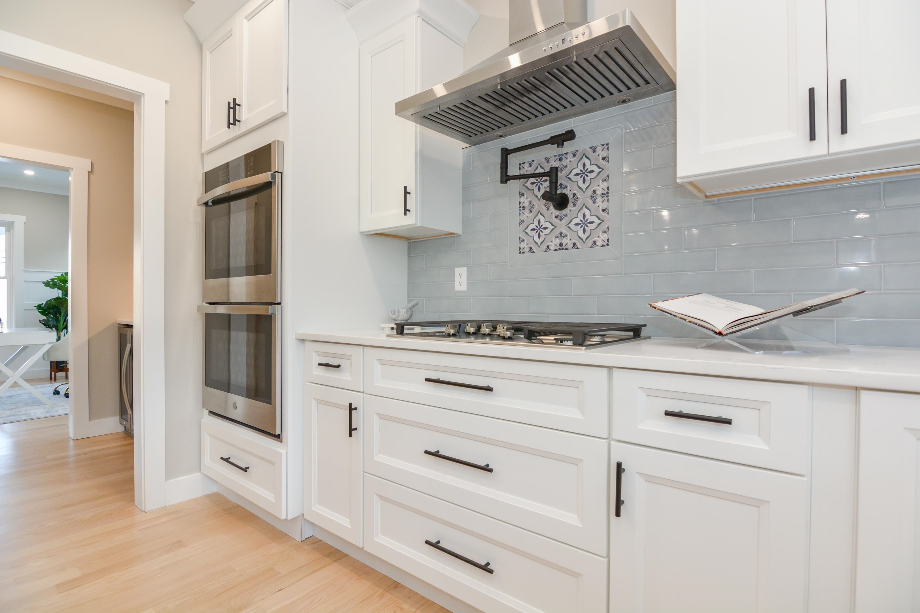 property viewer photo 9