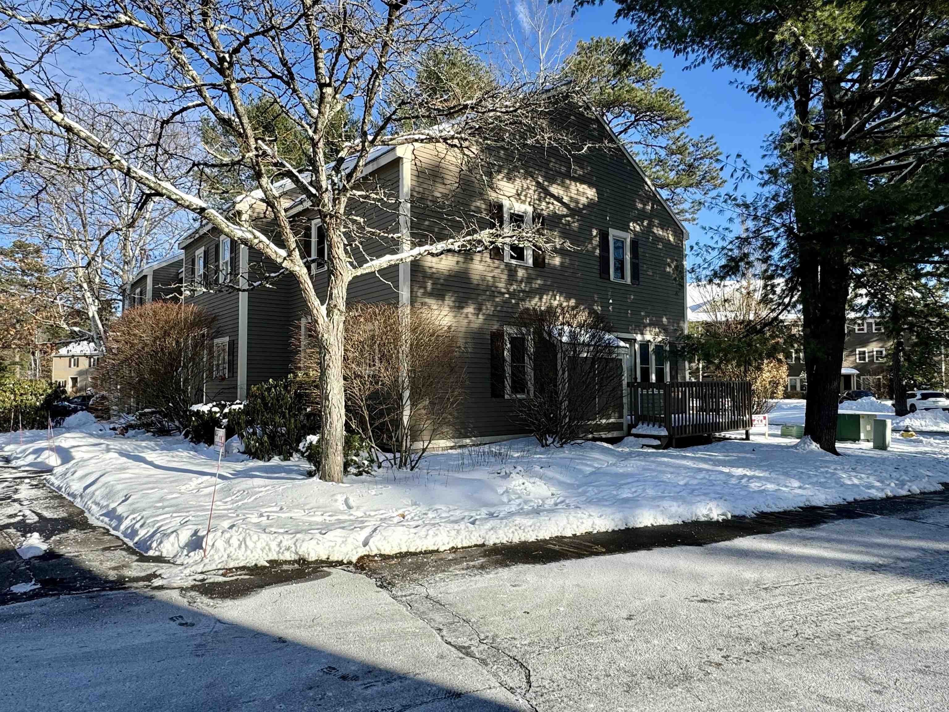 property viewer photo 1