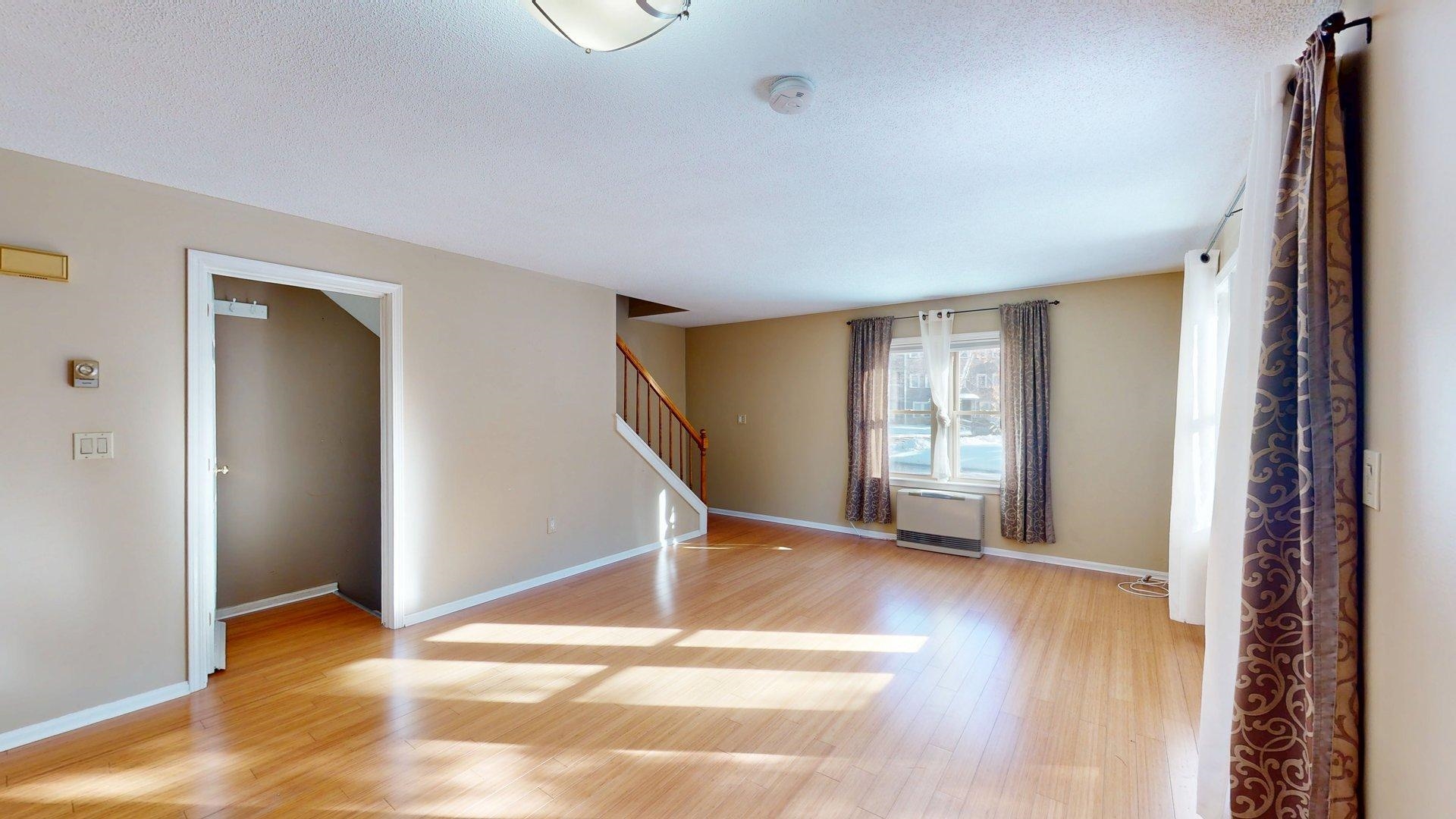property viewer photo 10
