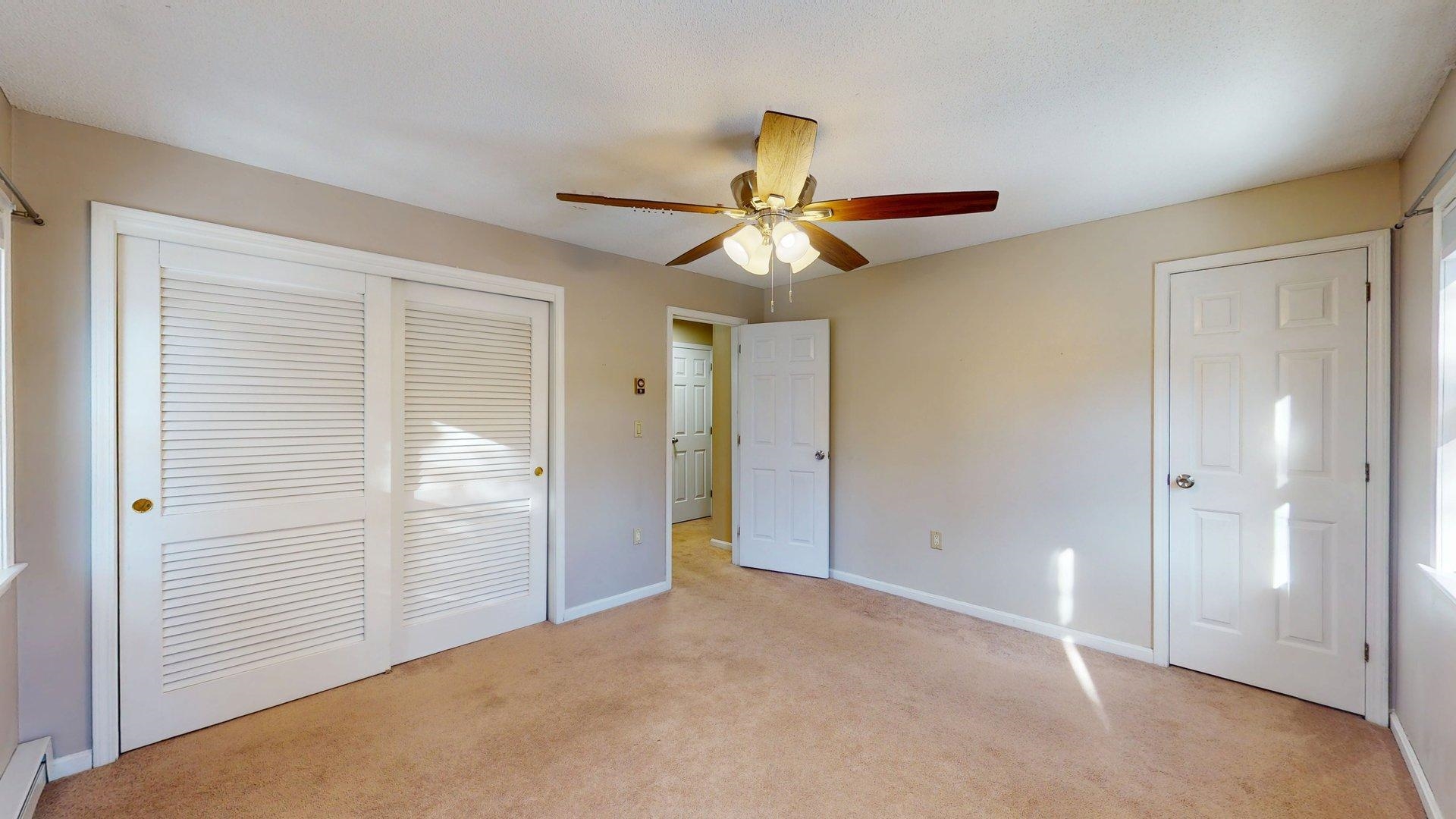 property viewer photo 18