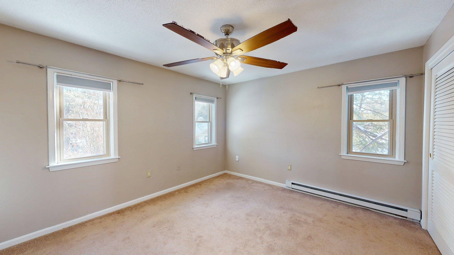 property viewer photo 20