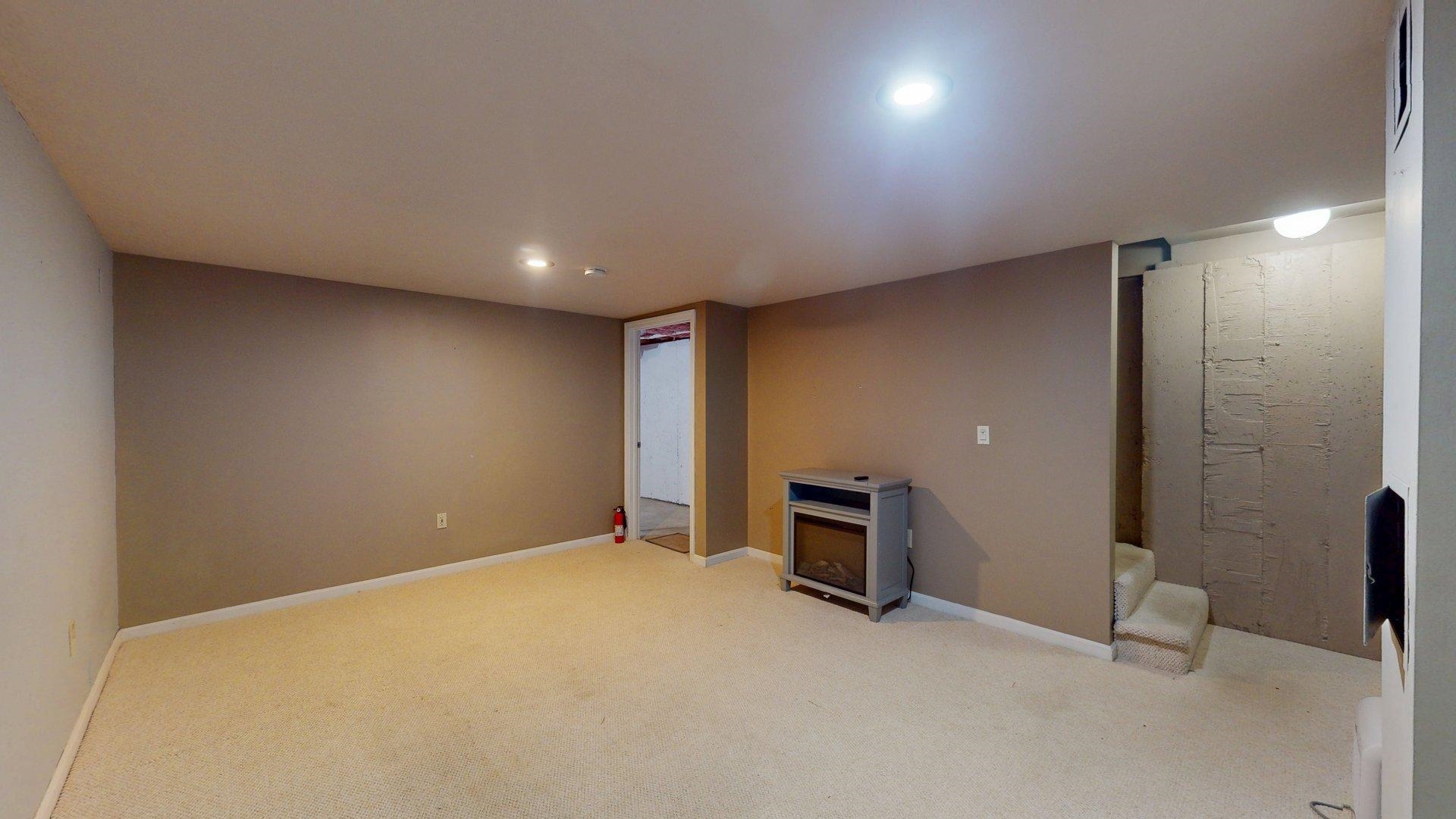 property viewer photo 26