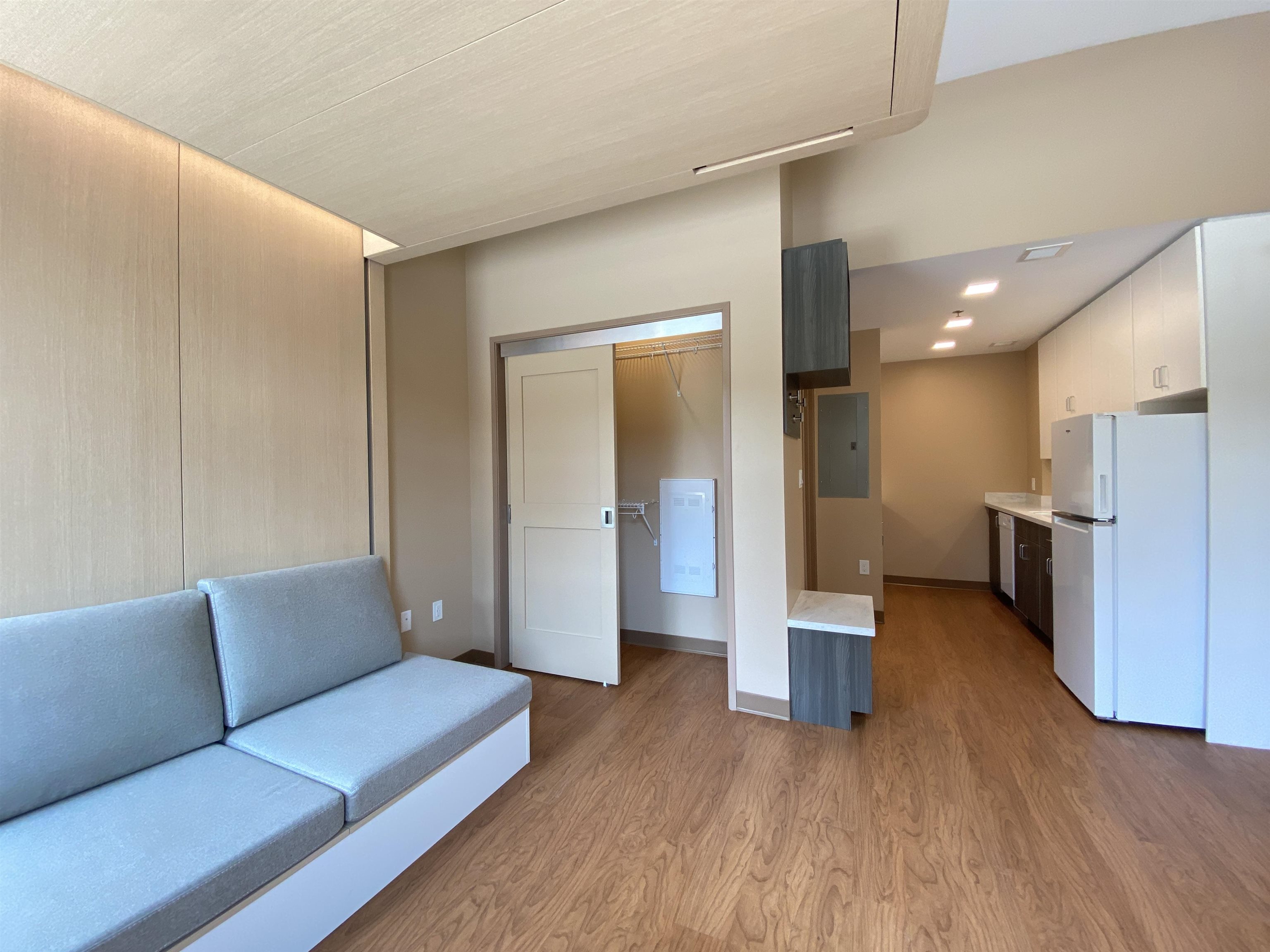 property viewer photo 15